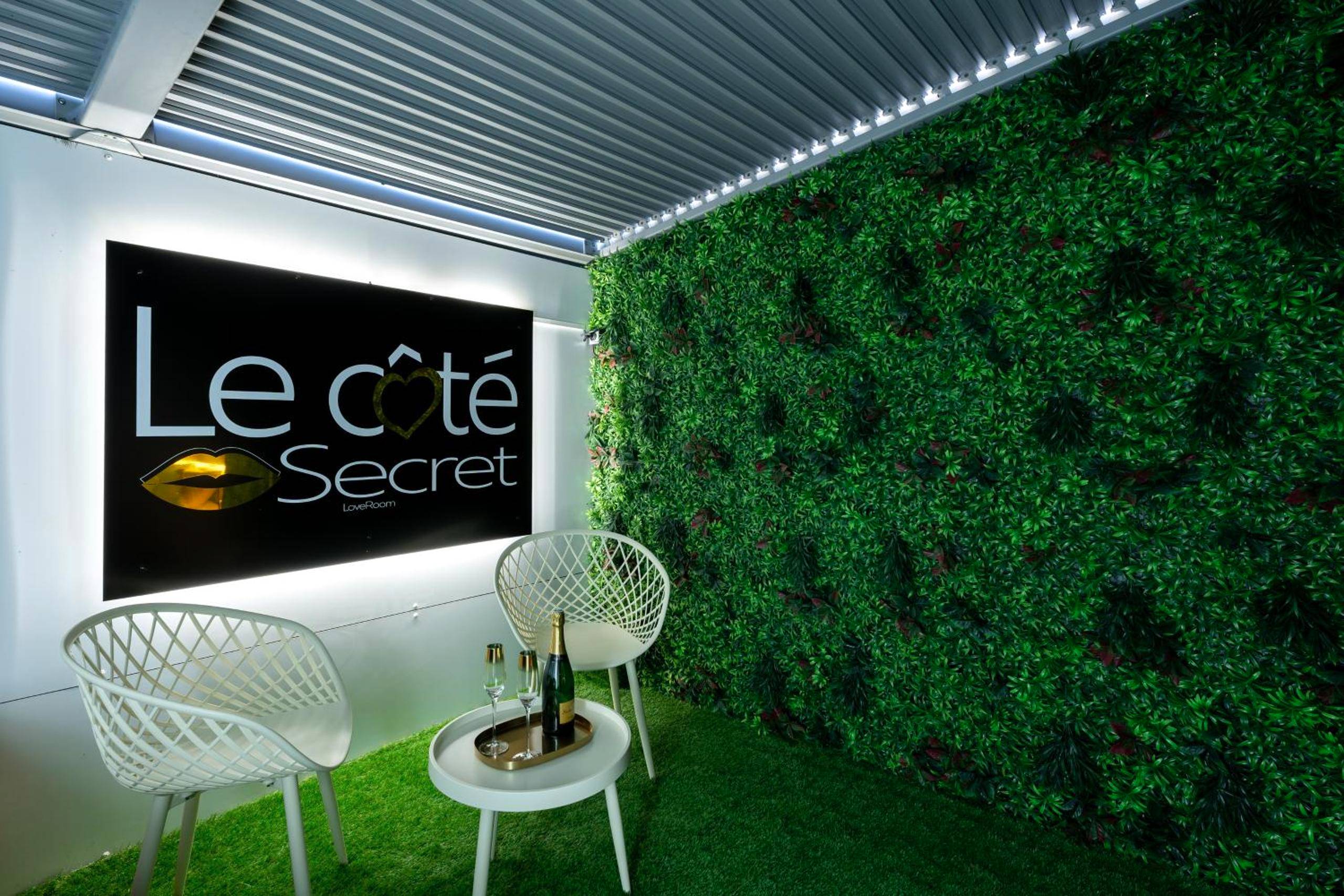 Photo du logement - LoveRoom Le Côté Secret - Vannes