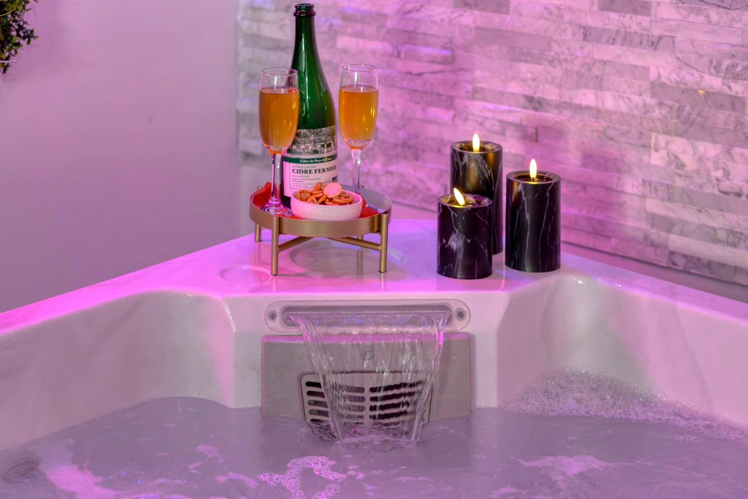 Detail du logement - Dalikyda La Tentation Jacuzzi Cinéma élégant