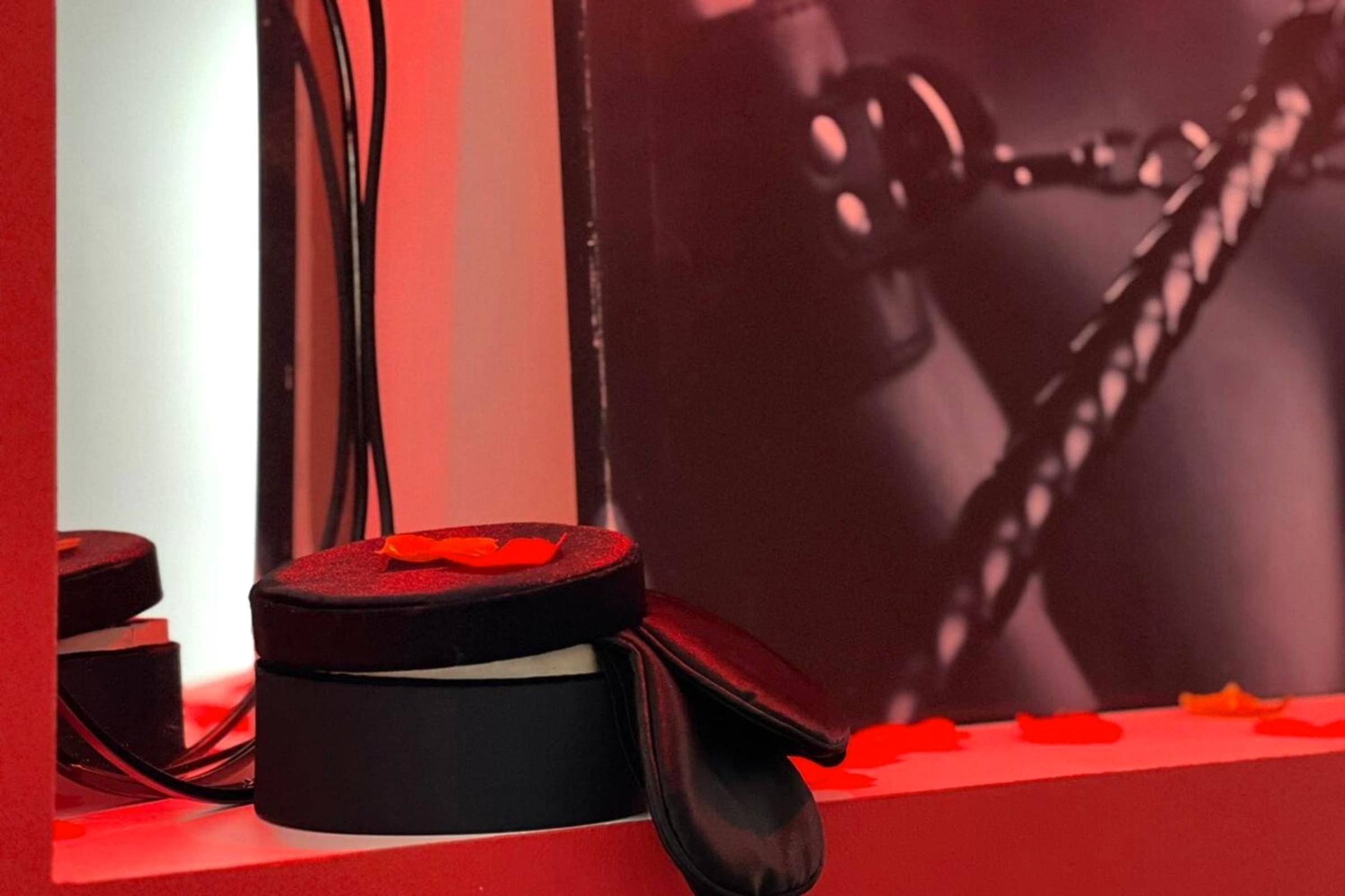 Photo du logement - Dark Room Perpignan aux 50 nuances Jacuzzi Privé - Villeneuve - de - la - Raho