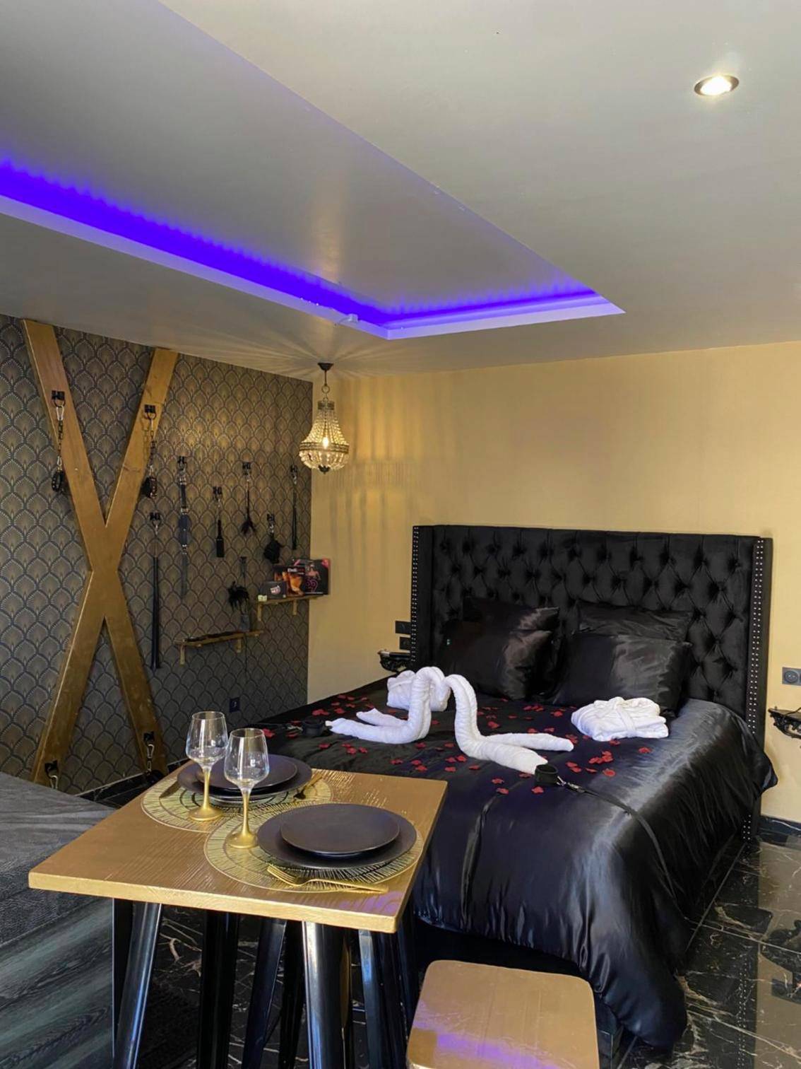 Photo du logement - Désirs d'une nuit - Loveroom jacuzzi