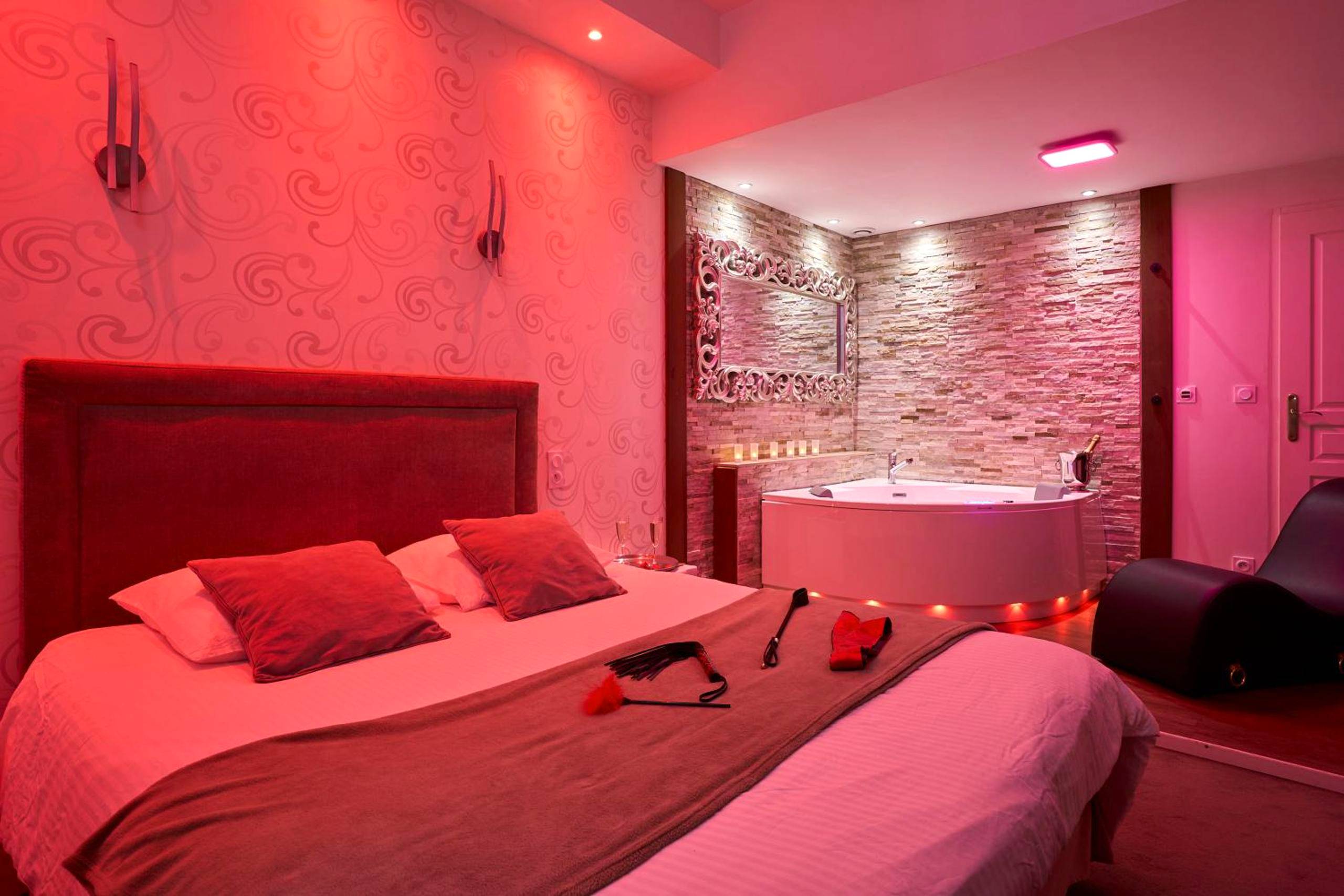 Photo du logement - Le DONJON DIONYSOS - Love Room