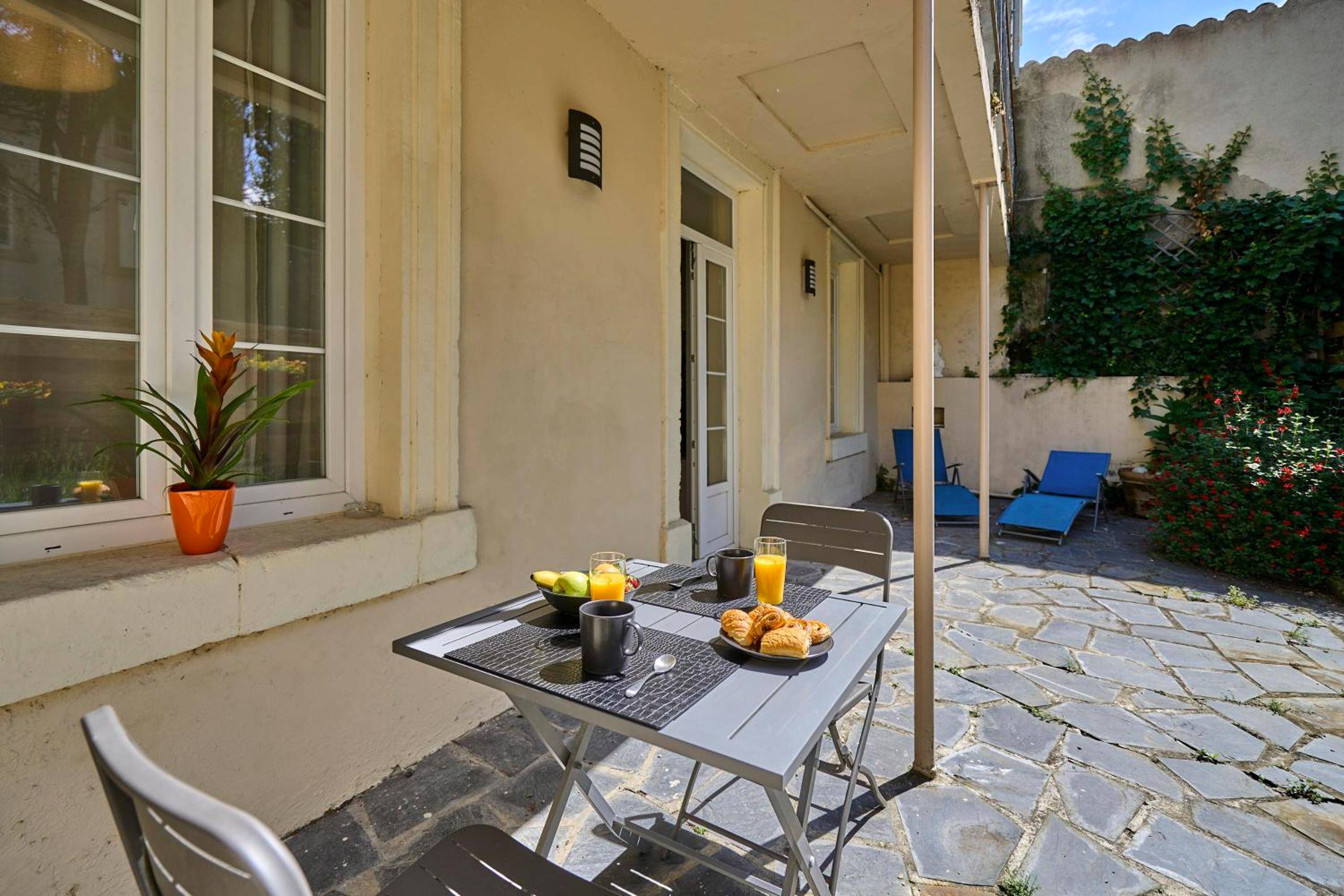 Vue du logement - Le DONJON DIONYSOS - Love Room