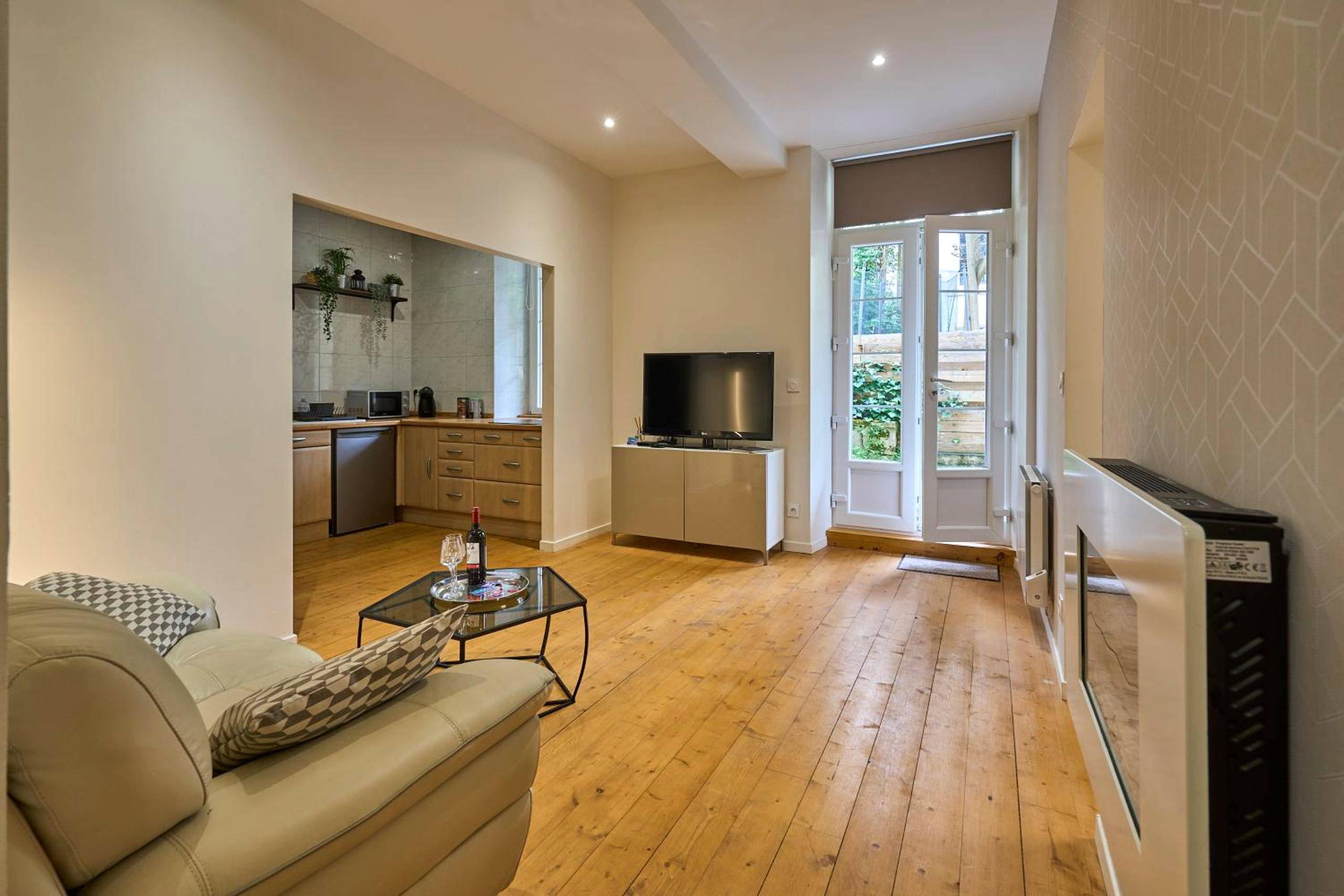 Vue du logement - Le DONJON DIONYSOS - Love Room