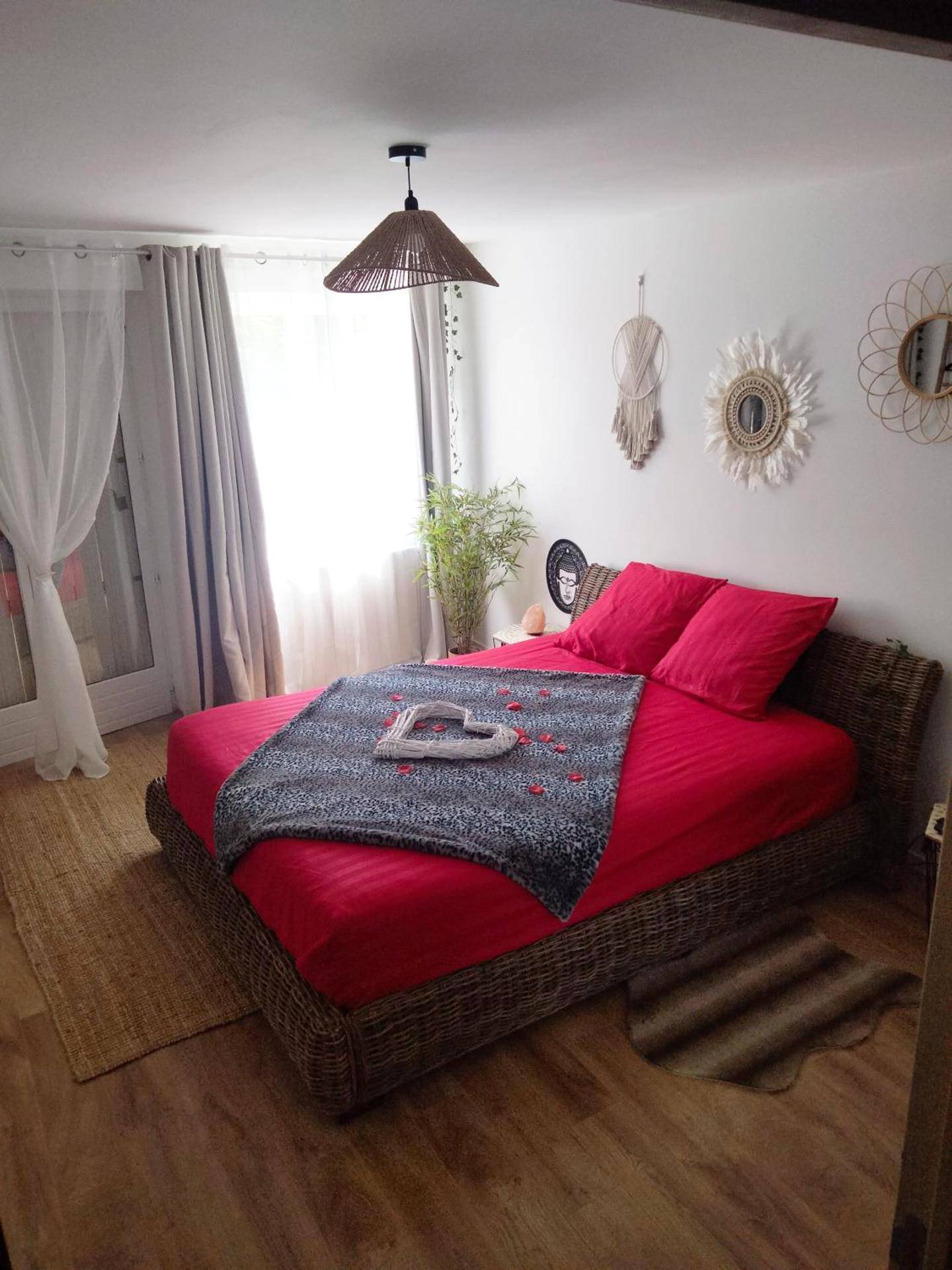 Photo du logement - Maison Prestige Le Donjon des Plaisirs Jacuzzi