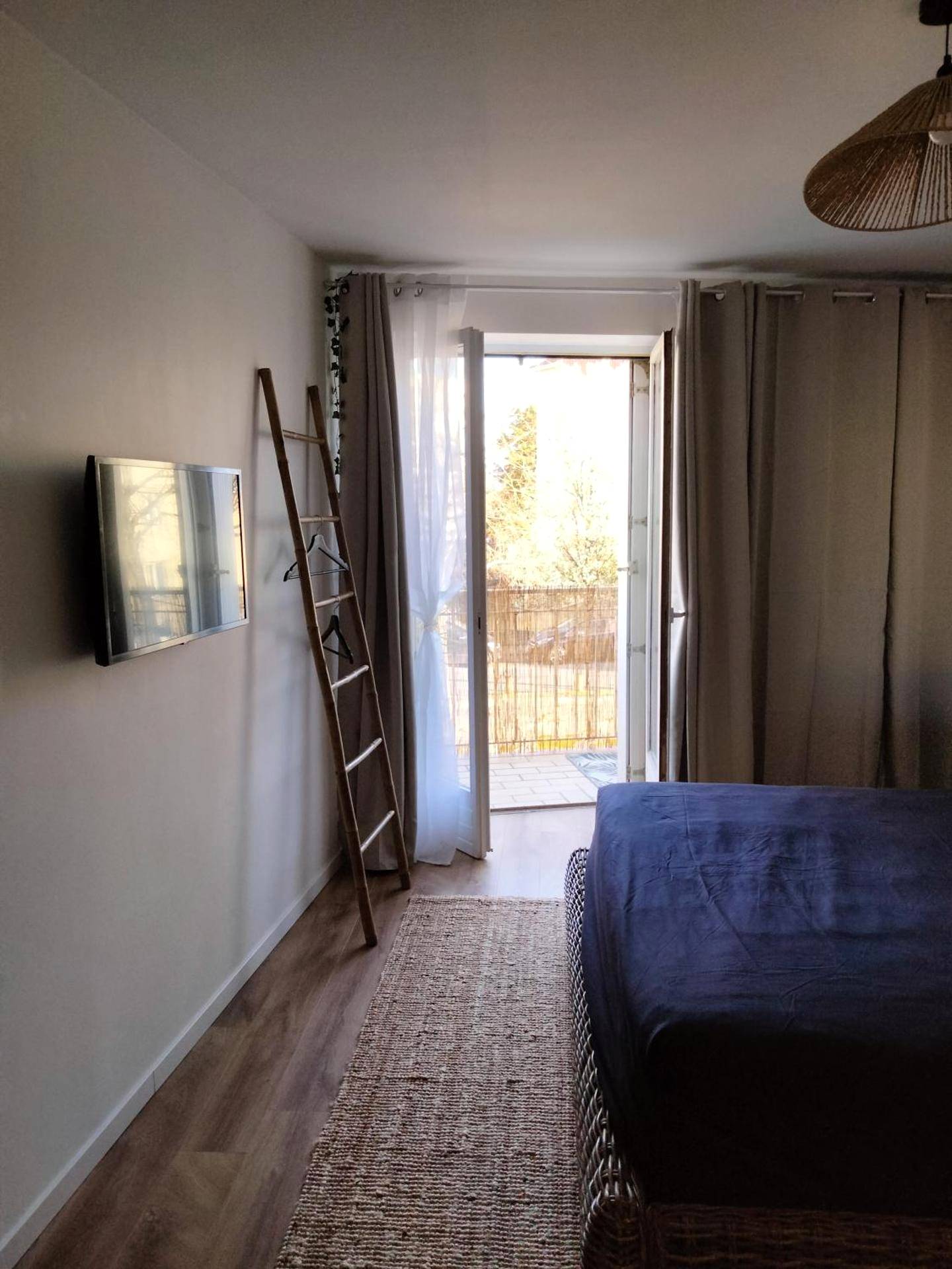 Photo du logement - Maison Prestige Le Donjon des Plaisirs Jacuzzi - Montluel