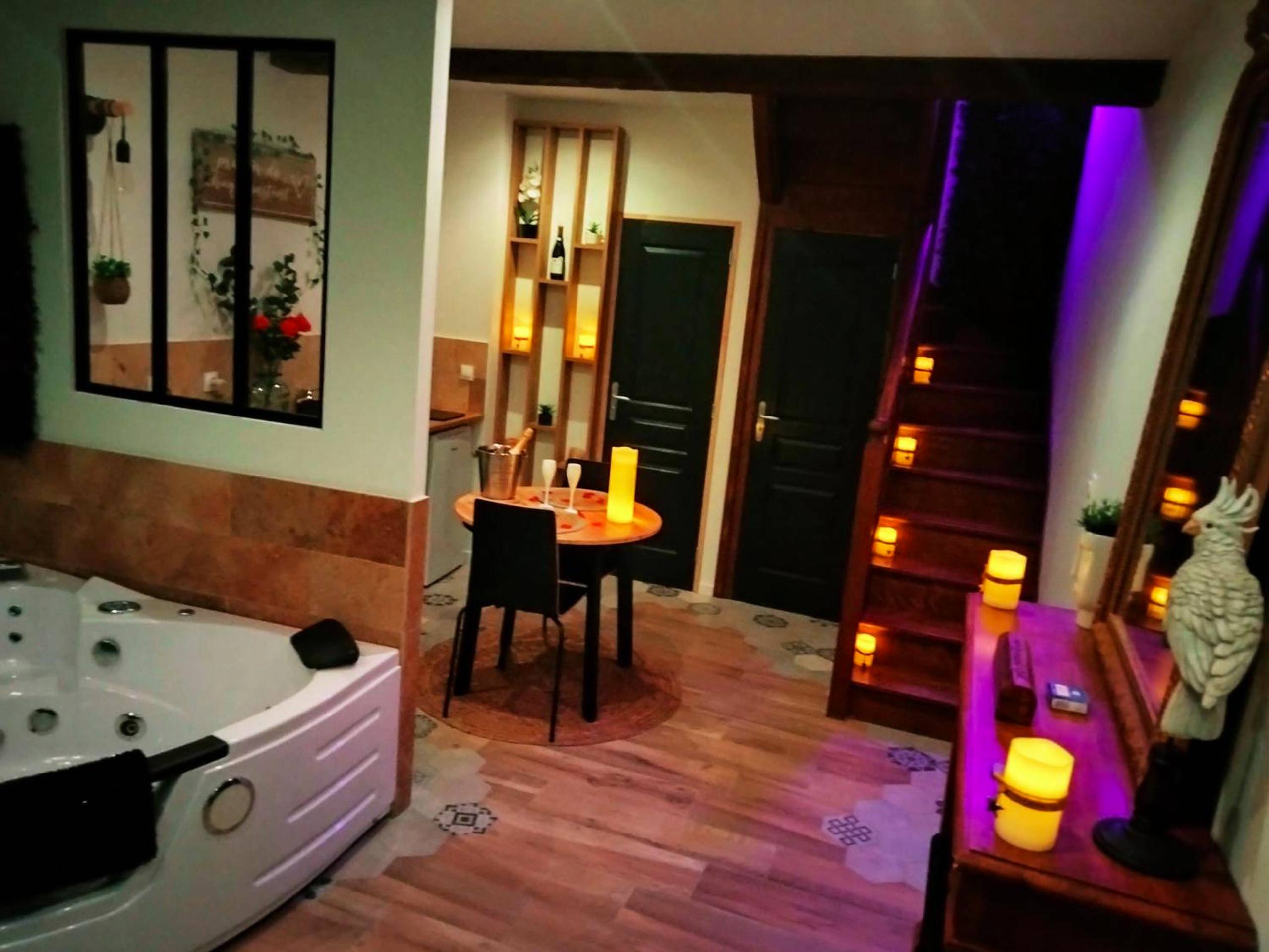 Photo du logement - Maison Prestige Le Donjon des Plaisirs Jacuzzi