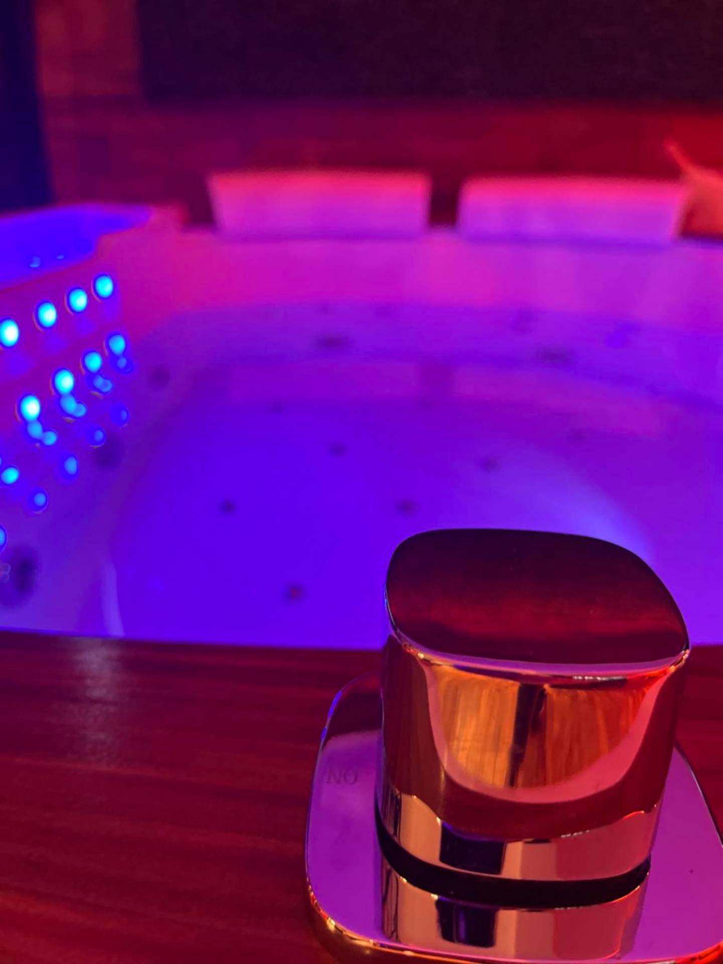 Photo du logement - Love Room Cholet Le Double L - Cholet