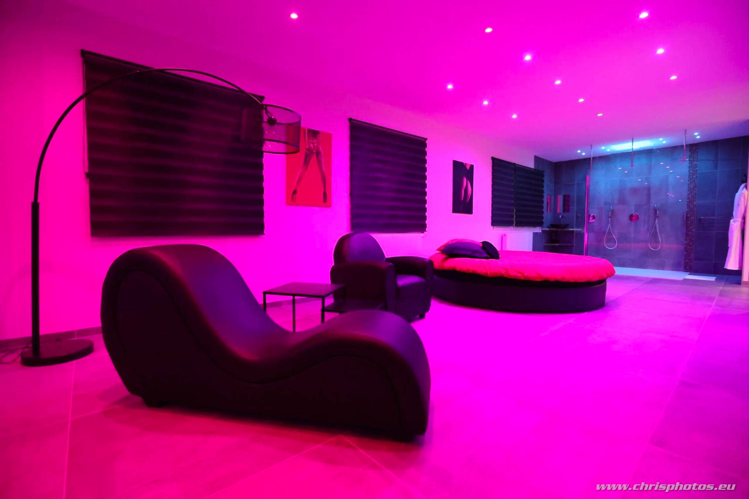 Photo du logement - Ds Plaisir Love Room avec sauna, jacuzzi à Nancy