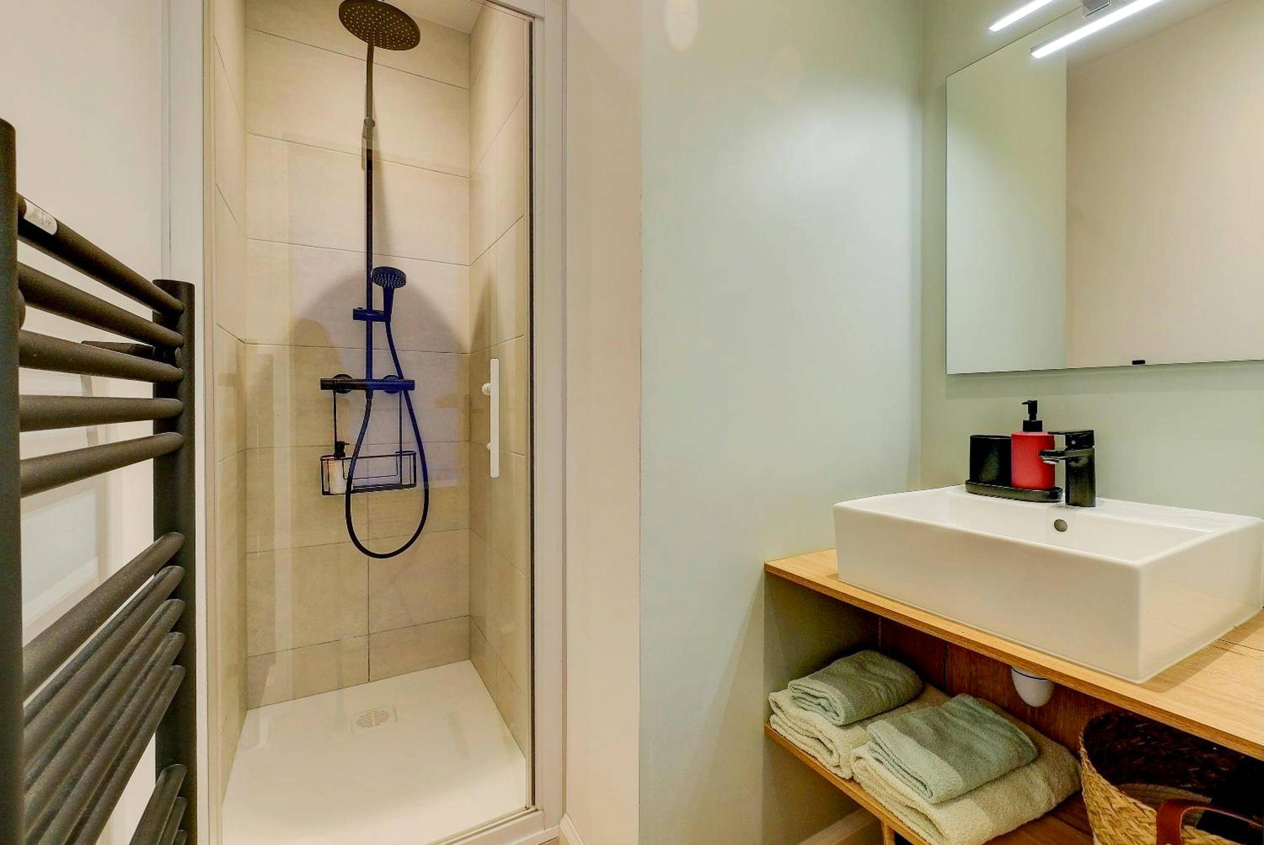 Photo du logement - Le Duché - Séjour romantique avec balnéo privative - Dijon centre