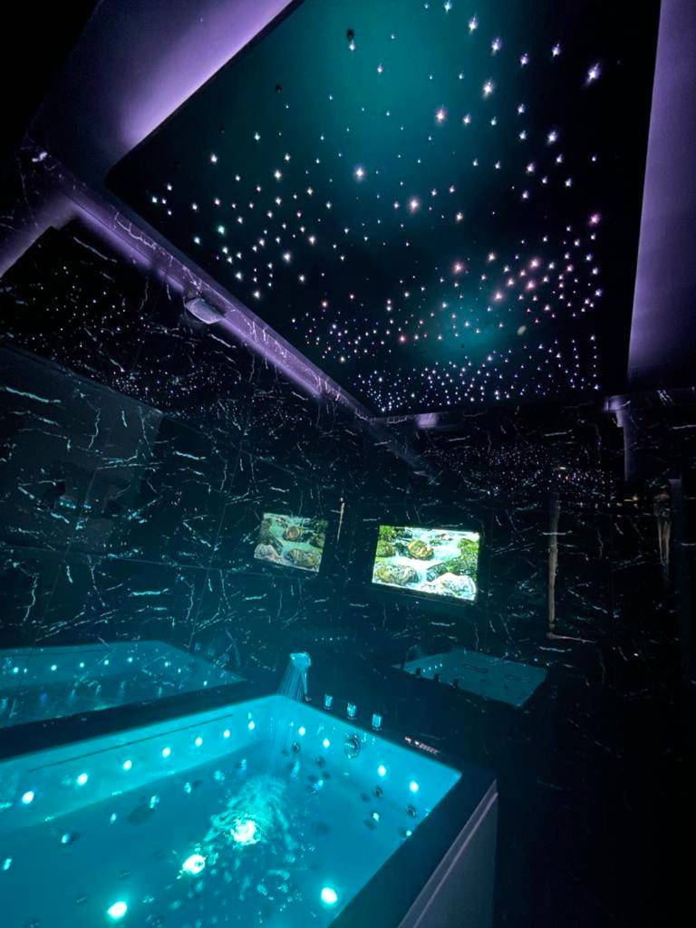 Vue du logement - Love Room Vernon - La Duchesse 1976