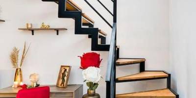 Escalier design en bois et métal noir - Duplex coup de coeur