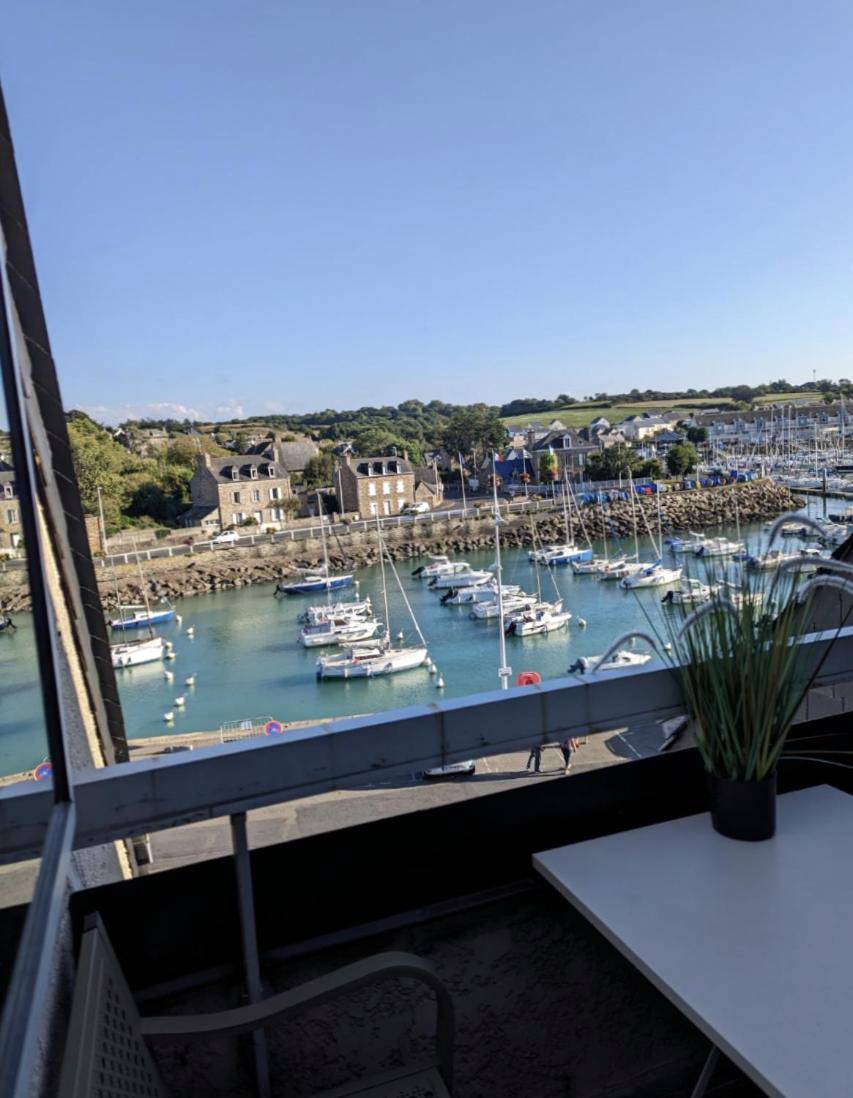 Photo du logement - Duplex Lomy vue sur le port avec Sauna - balneo - 5mn plage