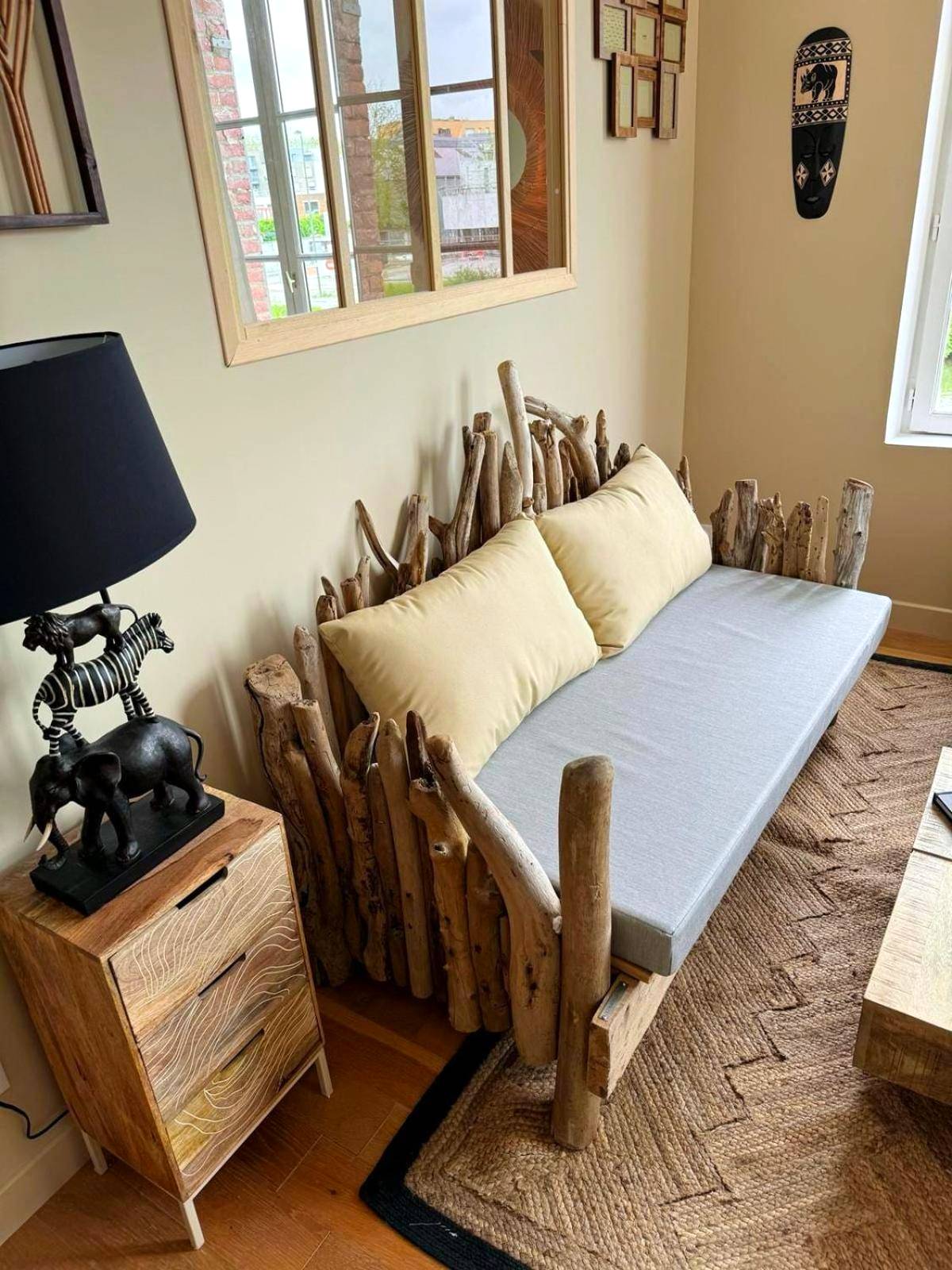 Photo du logement - Duplex Safari jusqu'à 4 personnes, Spa, cinéma et lit sous les arbres, day use, 10 min centre