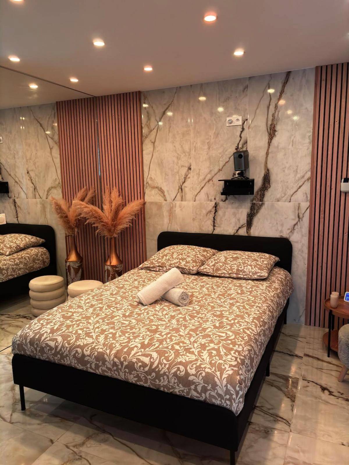 Vue interieure - L'Écrin Secret Romantic Love Room & Private Spa
