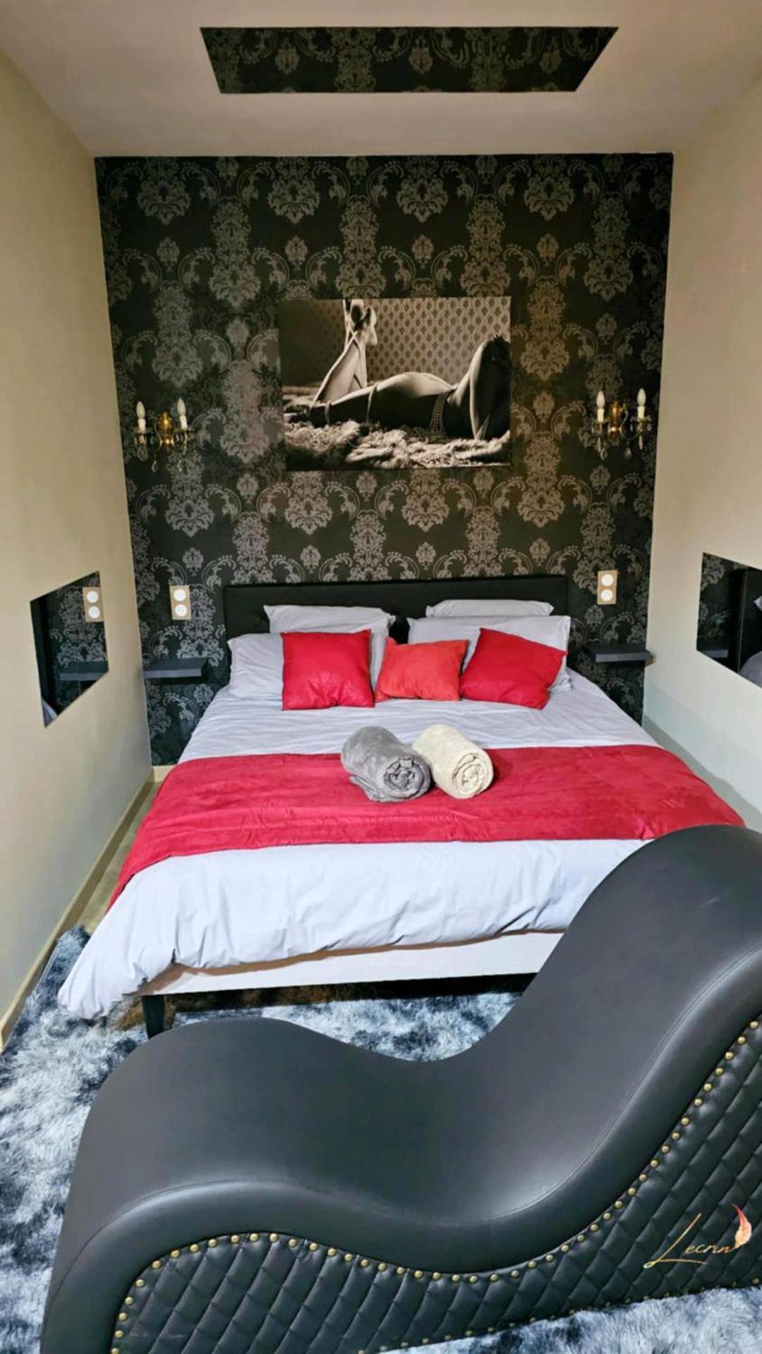Vue interieure - L'Écrin Love Room Spa privatif Orbec