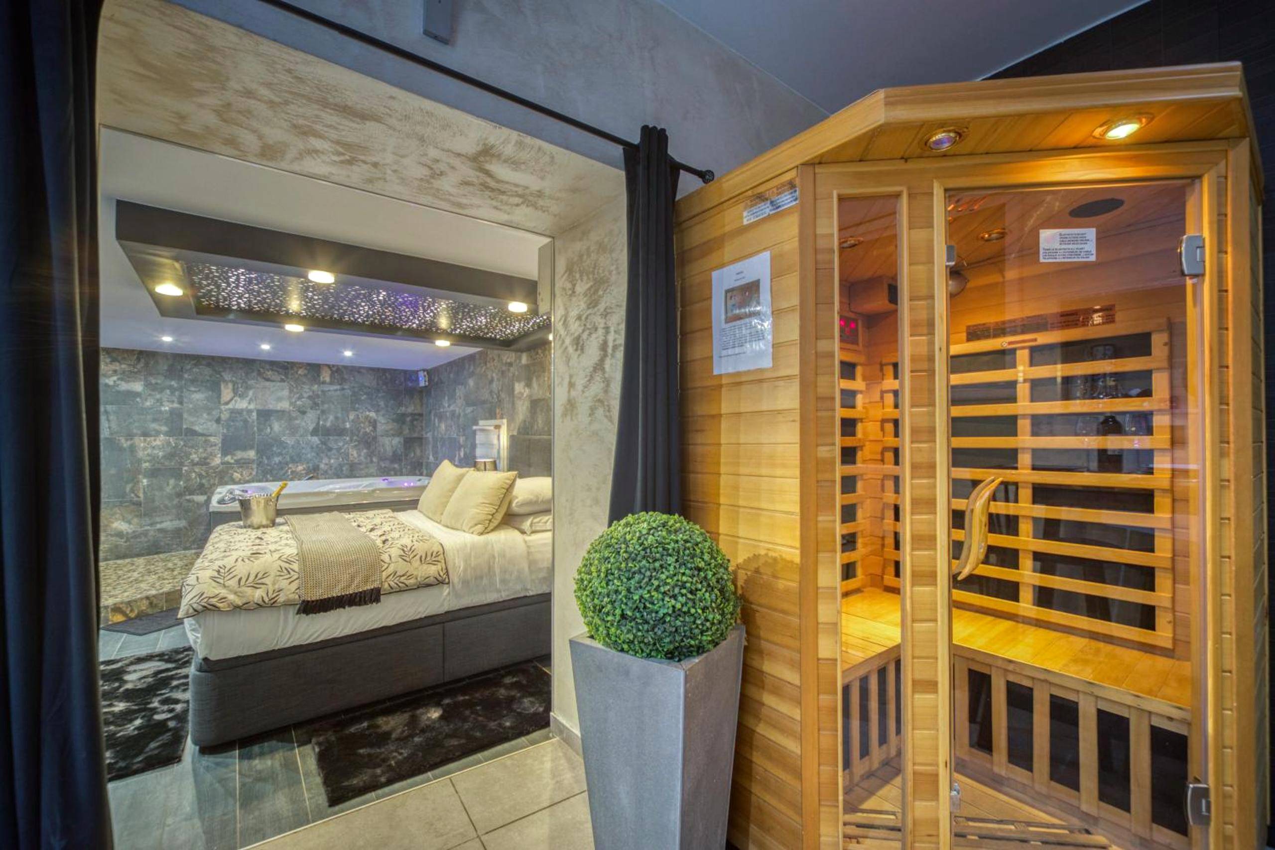 Photo du logement - L'Eden Love - Jacuzzi / Sauna - Grenoble