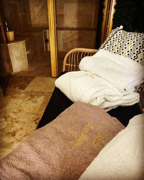 Photo du logement - Eden palm suite & spa - Berre - l'Étang