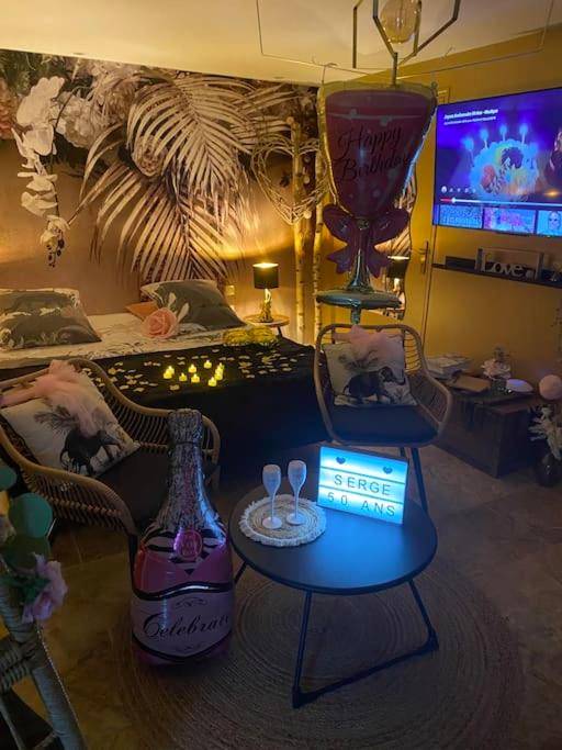 Photo du logement - Eden palm suite & spa - Berre - l'Étang