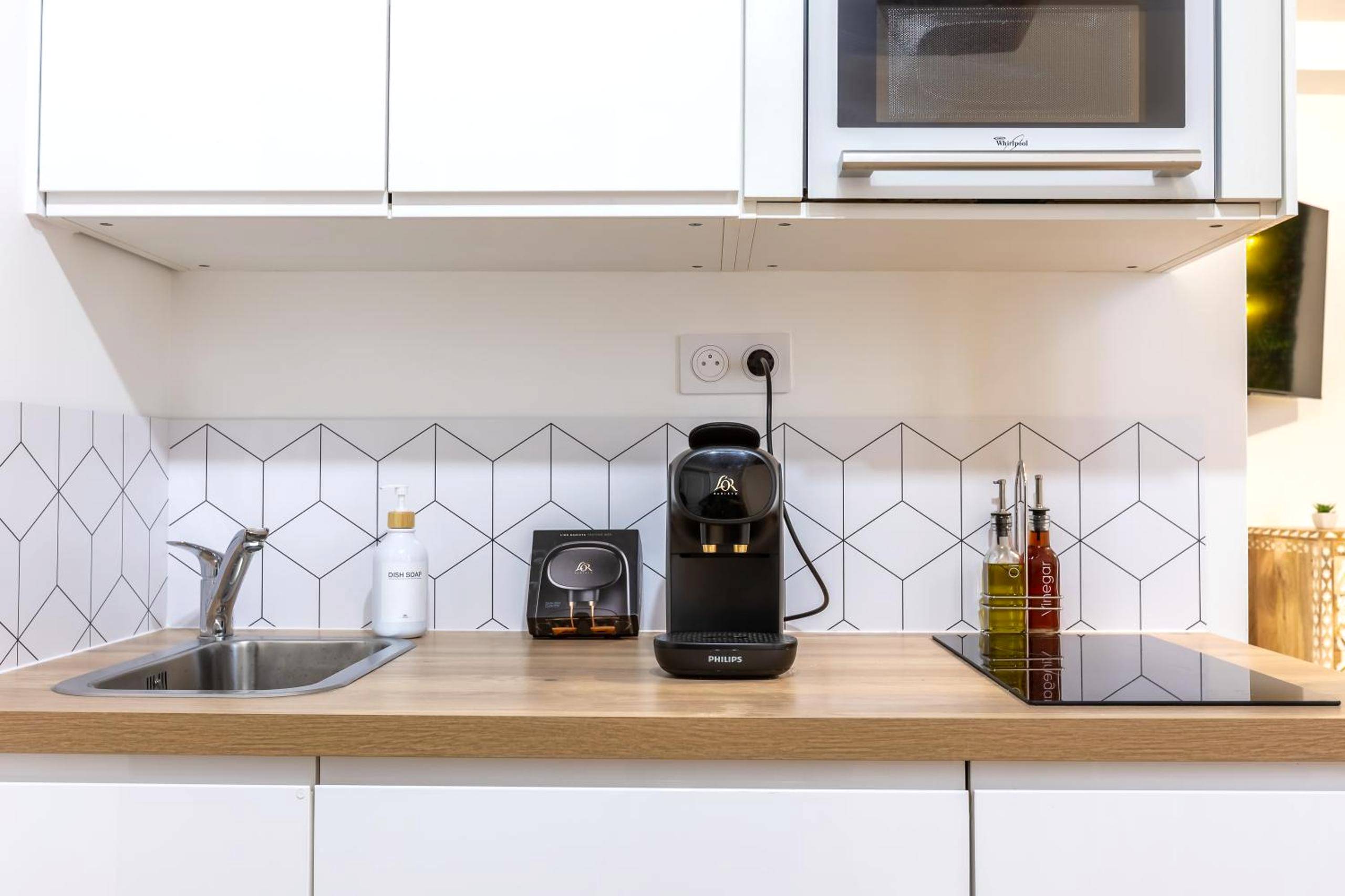 Photo du logement - L'Eden Zen - Suite Jacuzzi, parking, clim, Netflix - Béziers