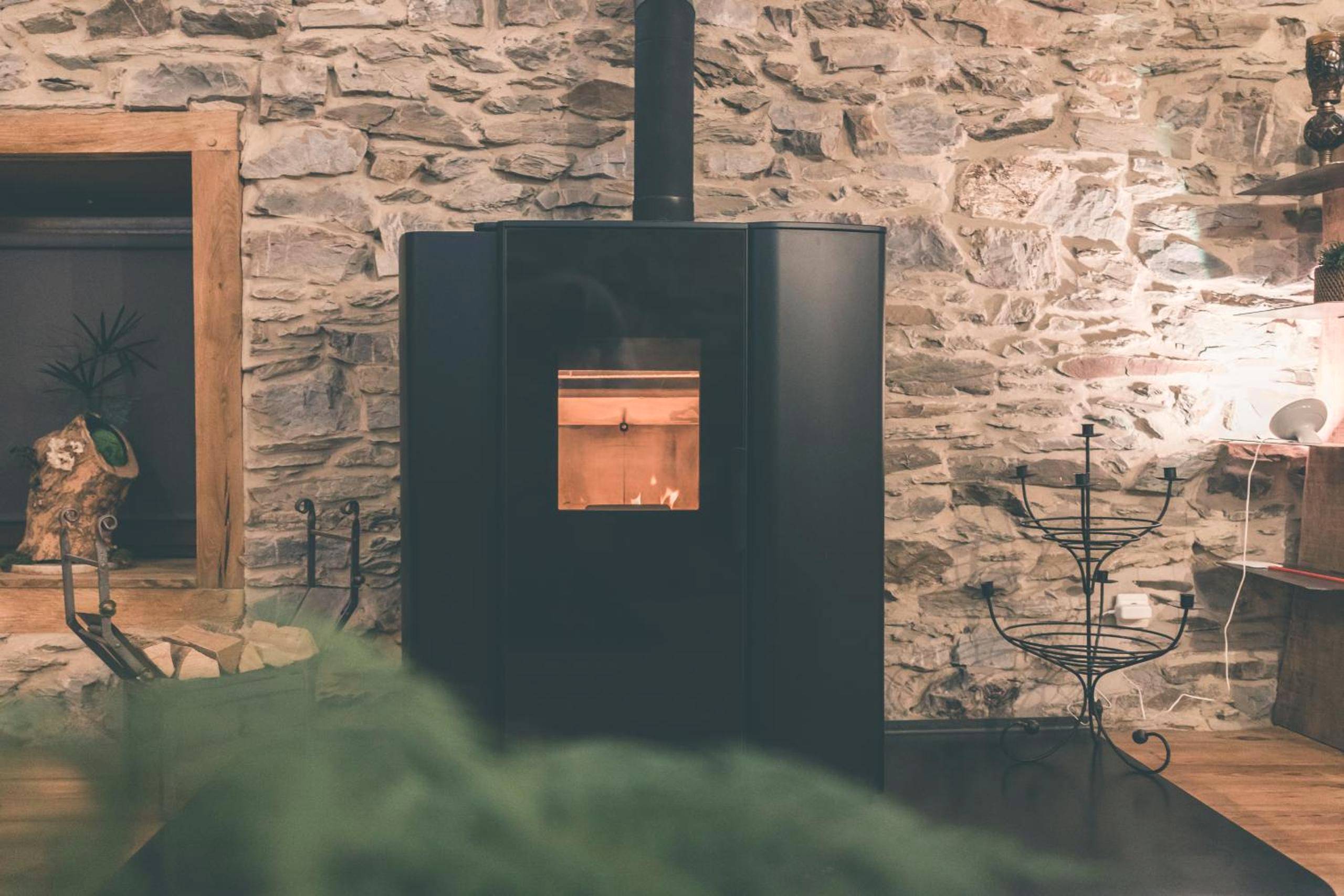 Photo du logement - Romantic Getaway - Sauna and Jacuzzi - El Clandestino - Saint - Père