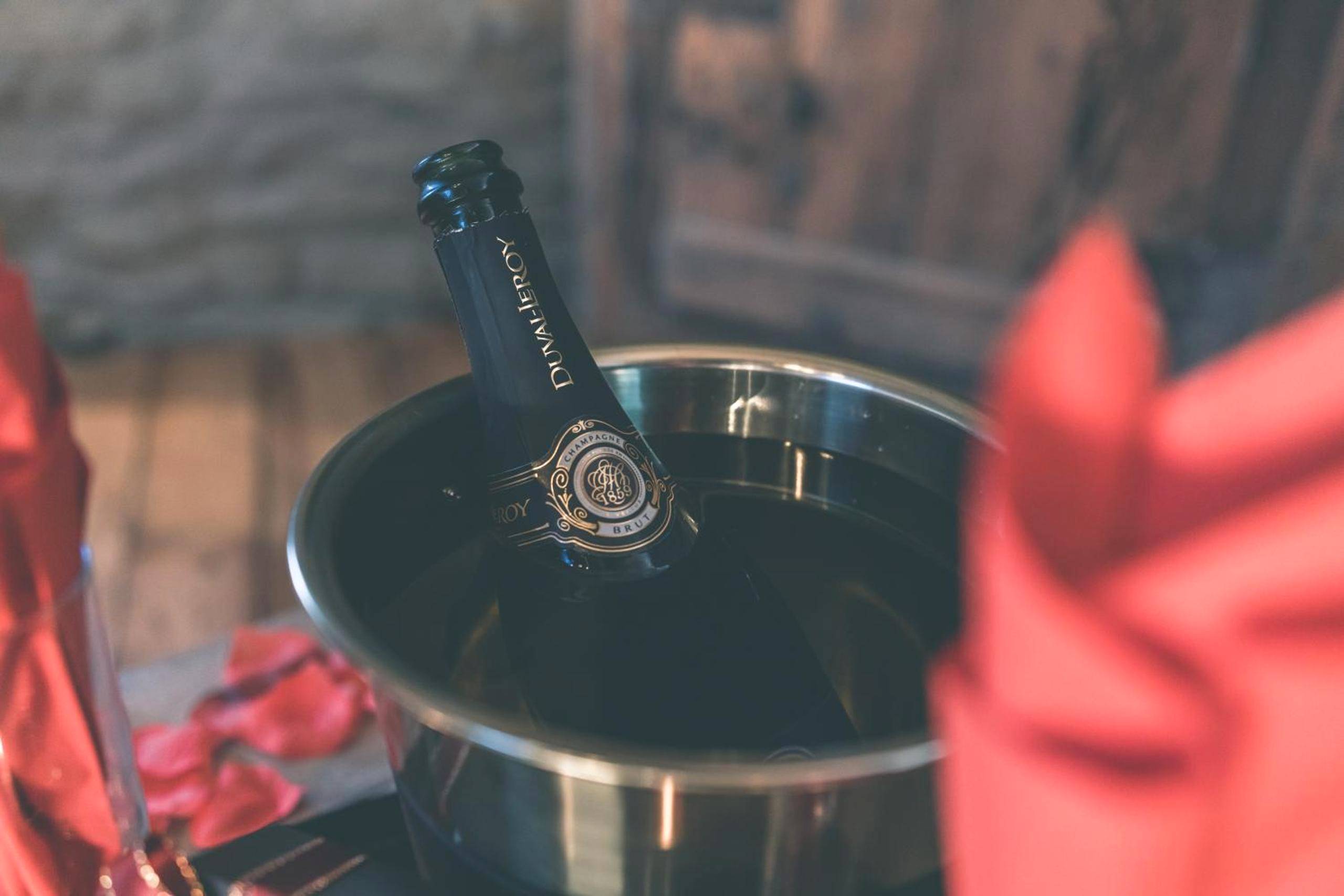 Photo du logement - Romantic Getaway - Sauna and Jacuzzi - El Clandestino