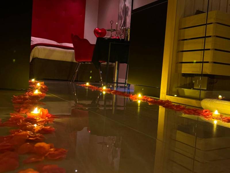 Photo du logement - ELÉGANCE & SPA - chambre d'hôtes avec sauna et jacuzzi privatif