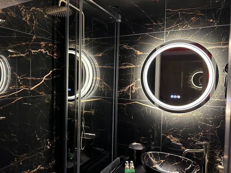 Photo du logement - ELÉGANCE & SPA - chambre d'hôtes avec sauna et jacuzzi privatif