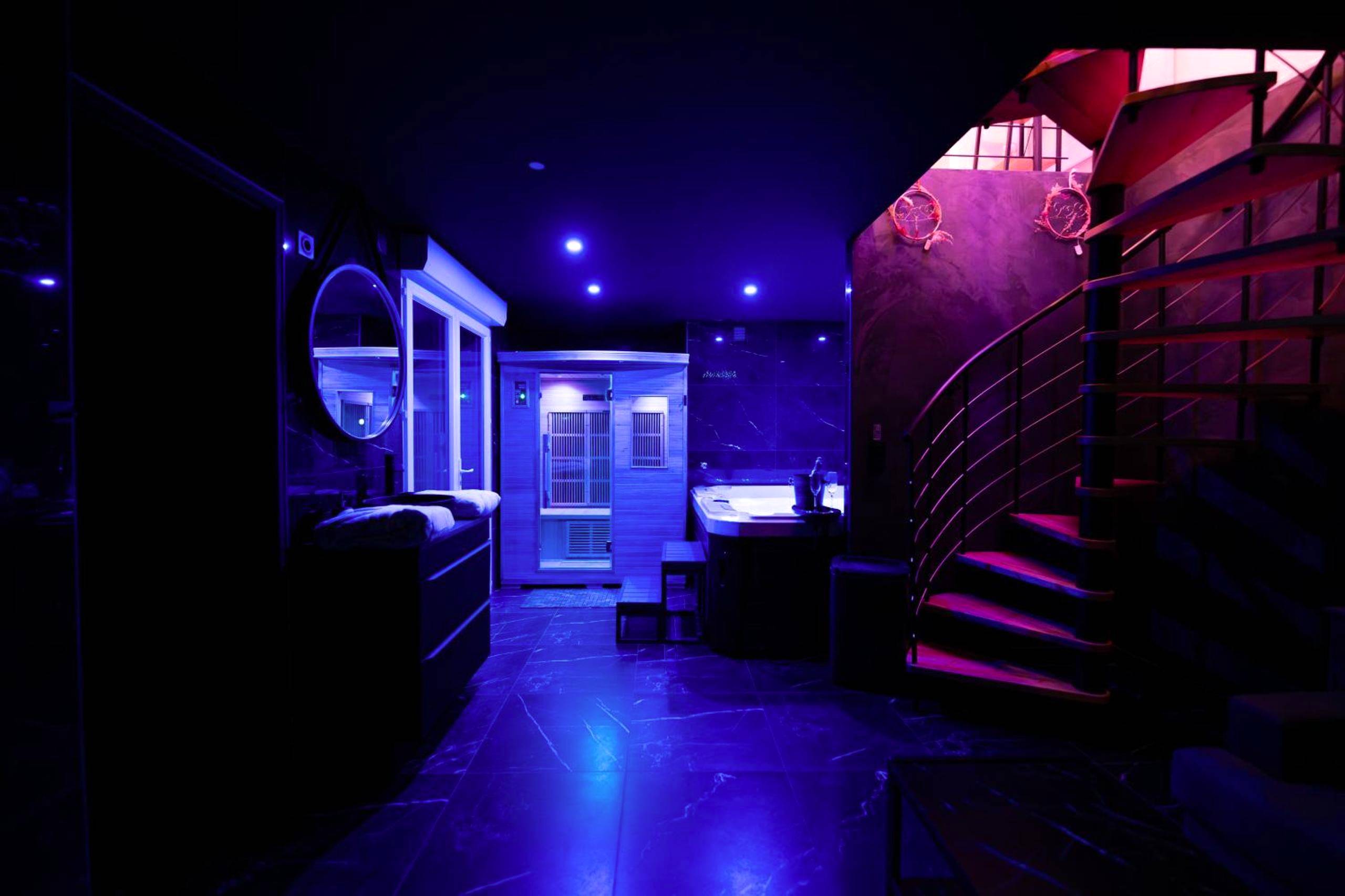 Photo du logement - L'Elixir d'Amour Love Room proche Disneyland