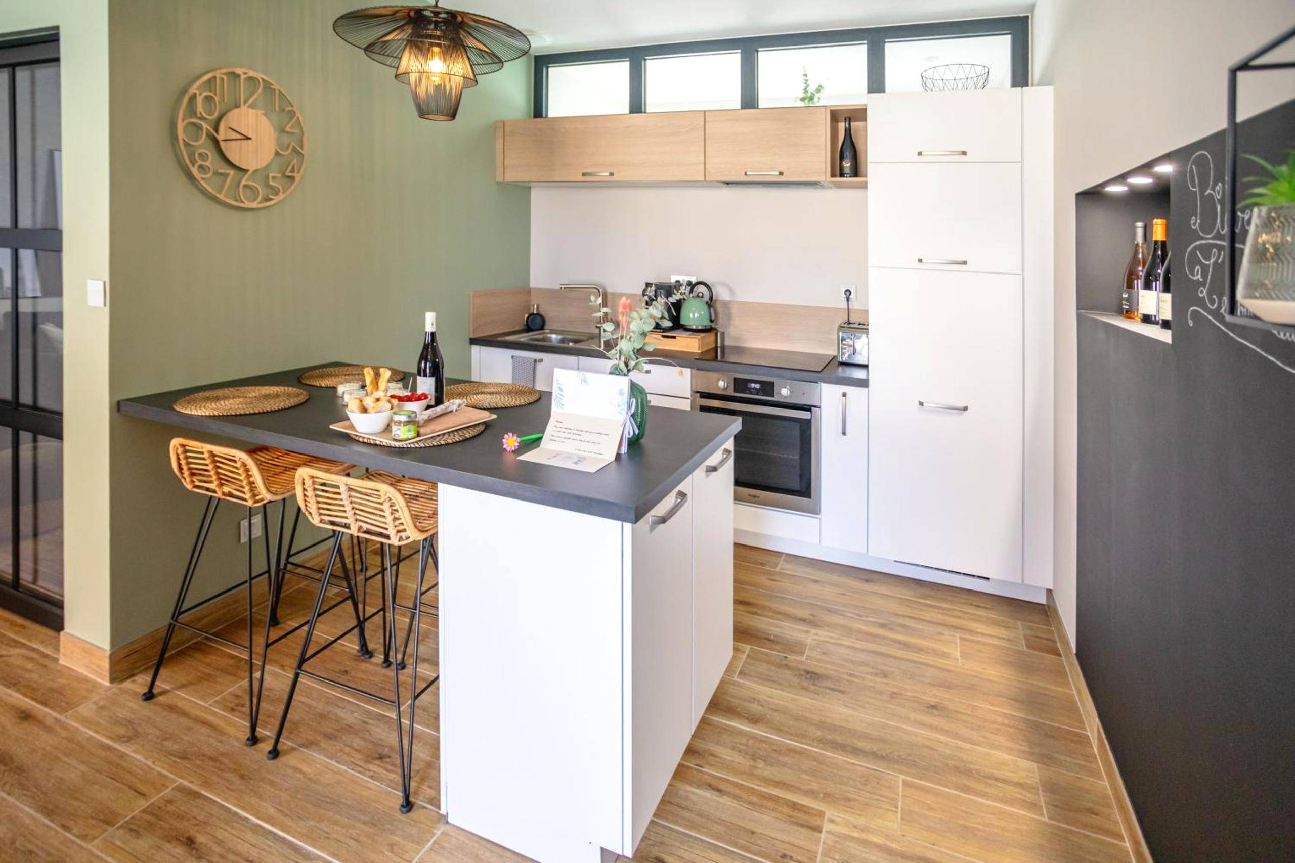 Photo du logement - L'entre deux - suite romantique - jacuzzi privatif - clim réversible - wifi