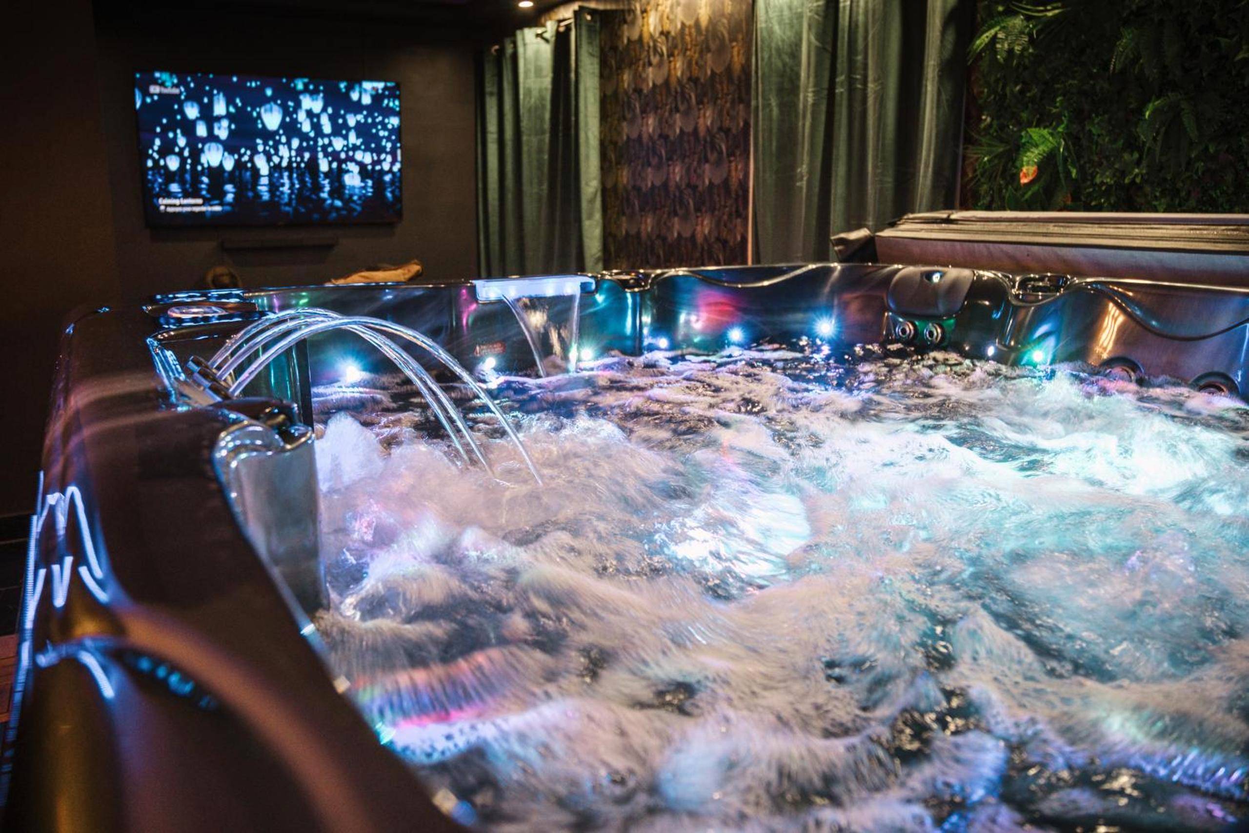 Photo du logement - L escale Jacuzzi et Sauna - Évreux