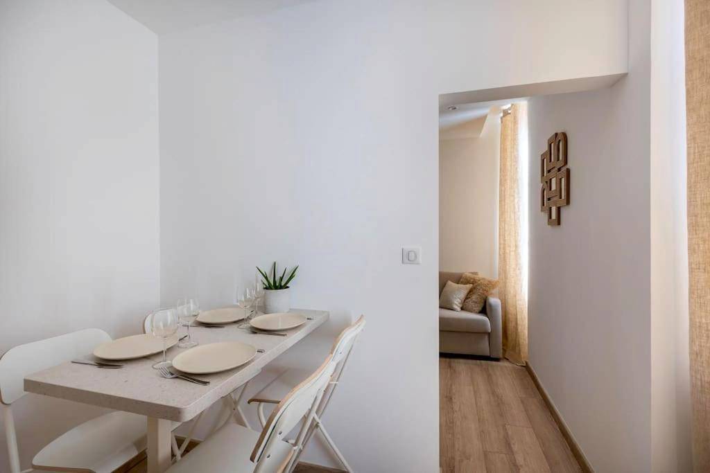 Photo du logement - L'escale Mourillon - Plage, Balnéo & Soleil - Toulon