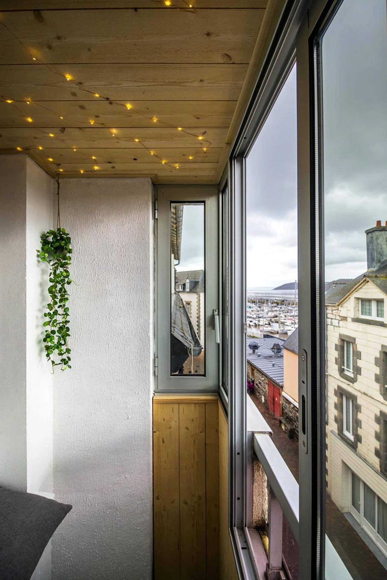 Photo du logement - Escapade en Bord de mer avec Sauna et Spa Privés