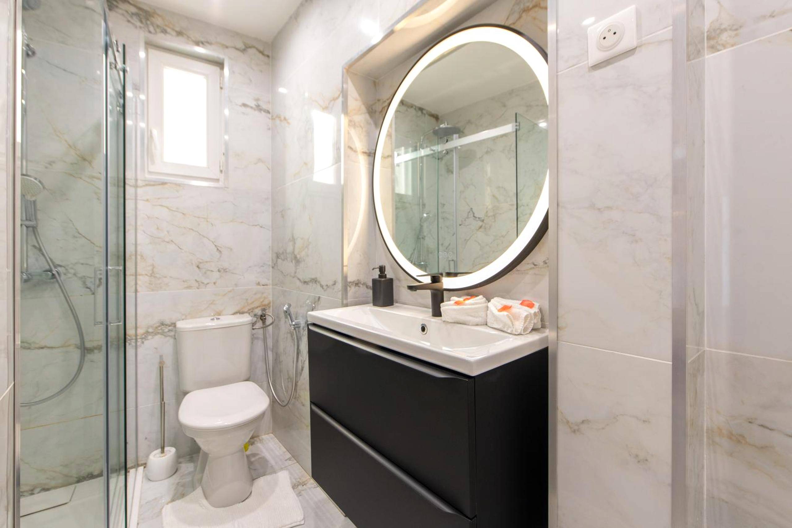 Photo du logement - L'escapade - Jacuzzi & Sauna privés By SweetDreams