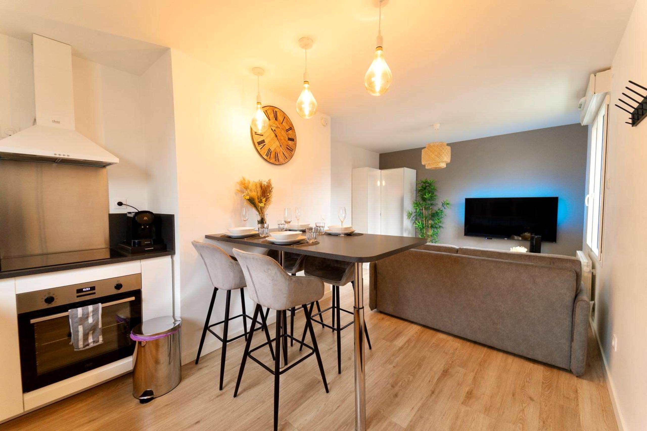 Vue du logement - Suite intimiste L'Isle - Escapade Relaxante - Spa - Jacuzzi - Sauna - Privés