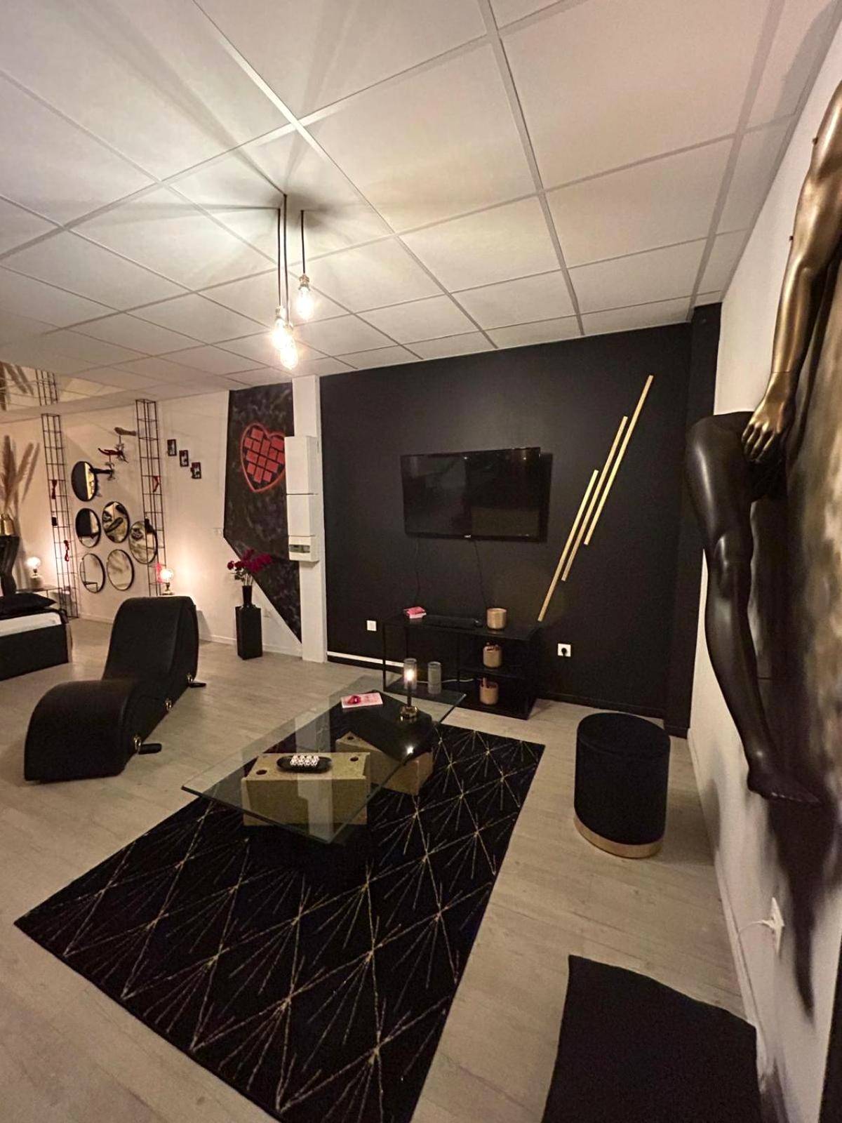 Photo du logement - L'escapade sensuelle - la love room d'Epernay