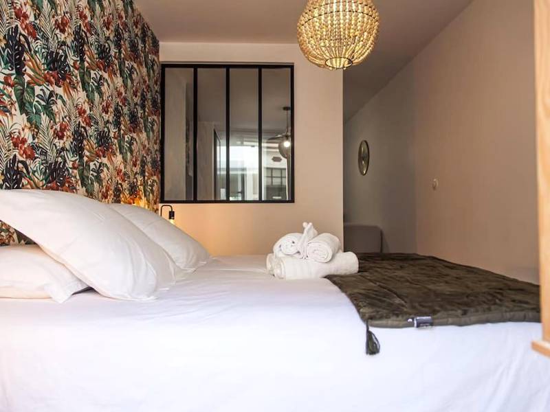 Photo du logement - L'Escapade - Hypercentre - Spa - parking privé - tout équipé