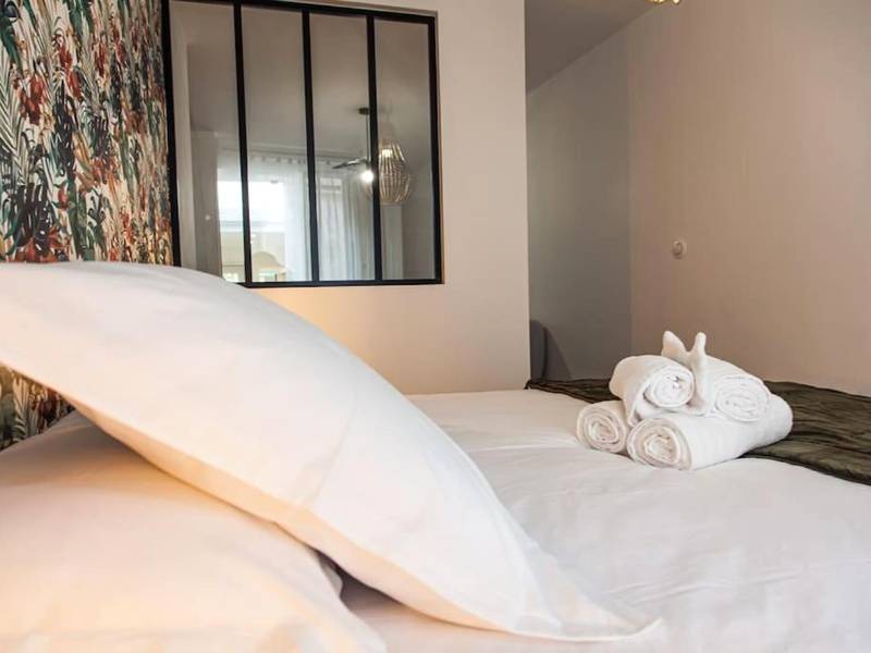 Photo du logement - L'Escapade - Hypercentre - Spa - parking privé - tout équipé