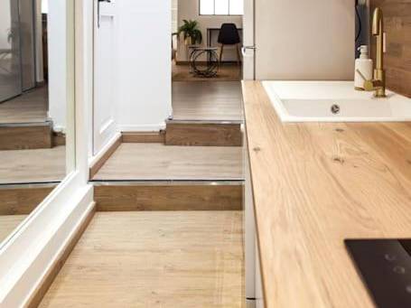 Photo du logement - L'Escapade - Hypercentre - Spa - parking privé - tout équipé