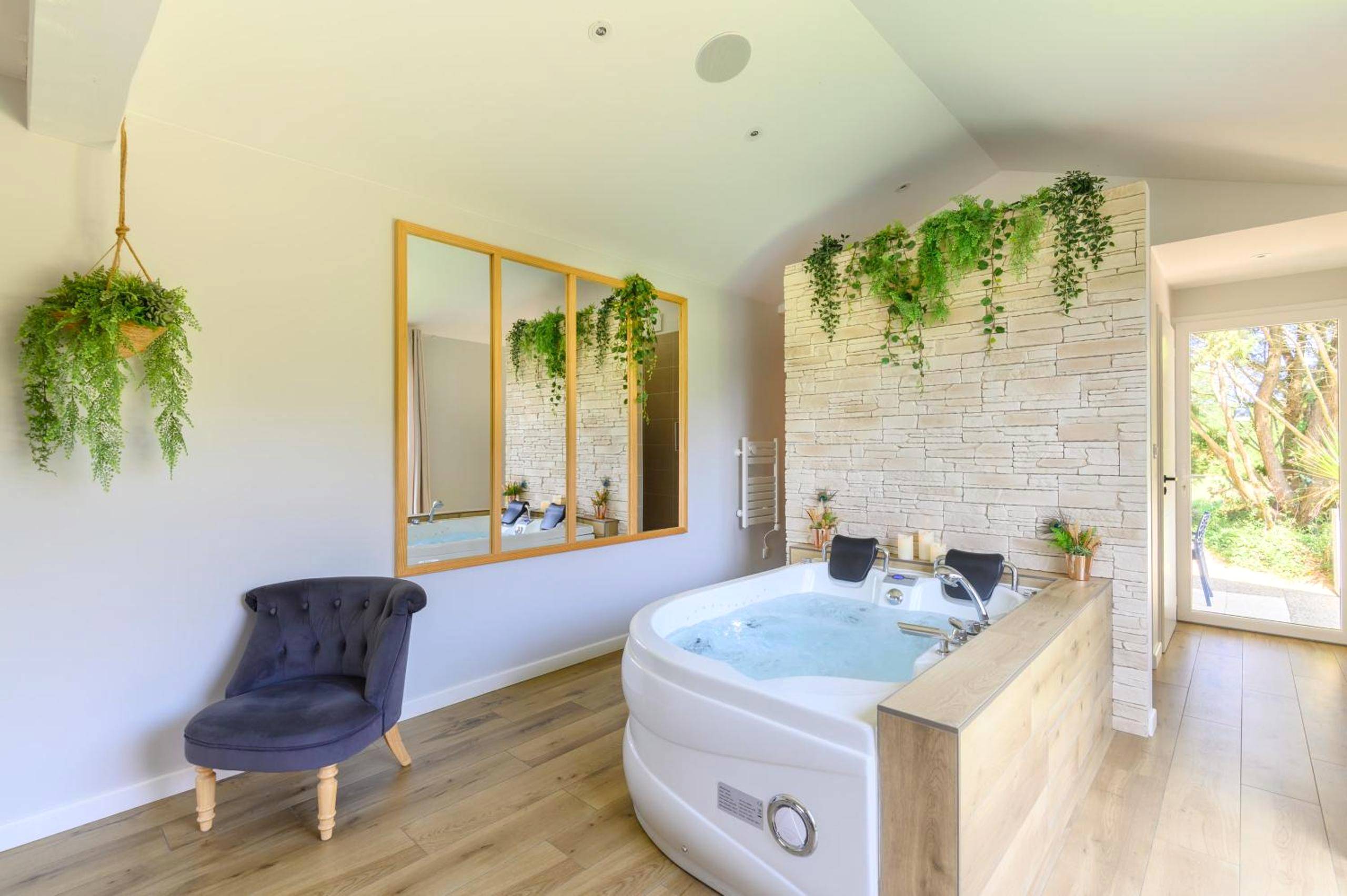 Photo du logement - L'Essentiel - Love 5 Etoiles - Talmont - Saint - Hilaire