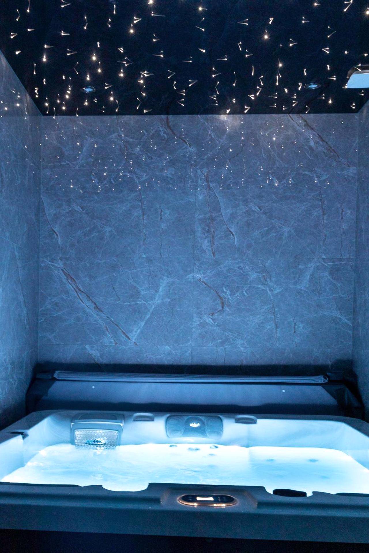 Photo du logement - L'étoilé Strasbourg Jacuzzi Détente & Confort