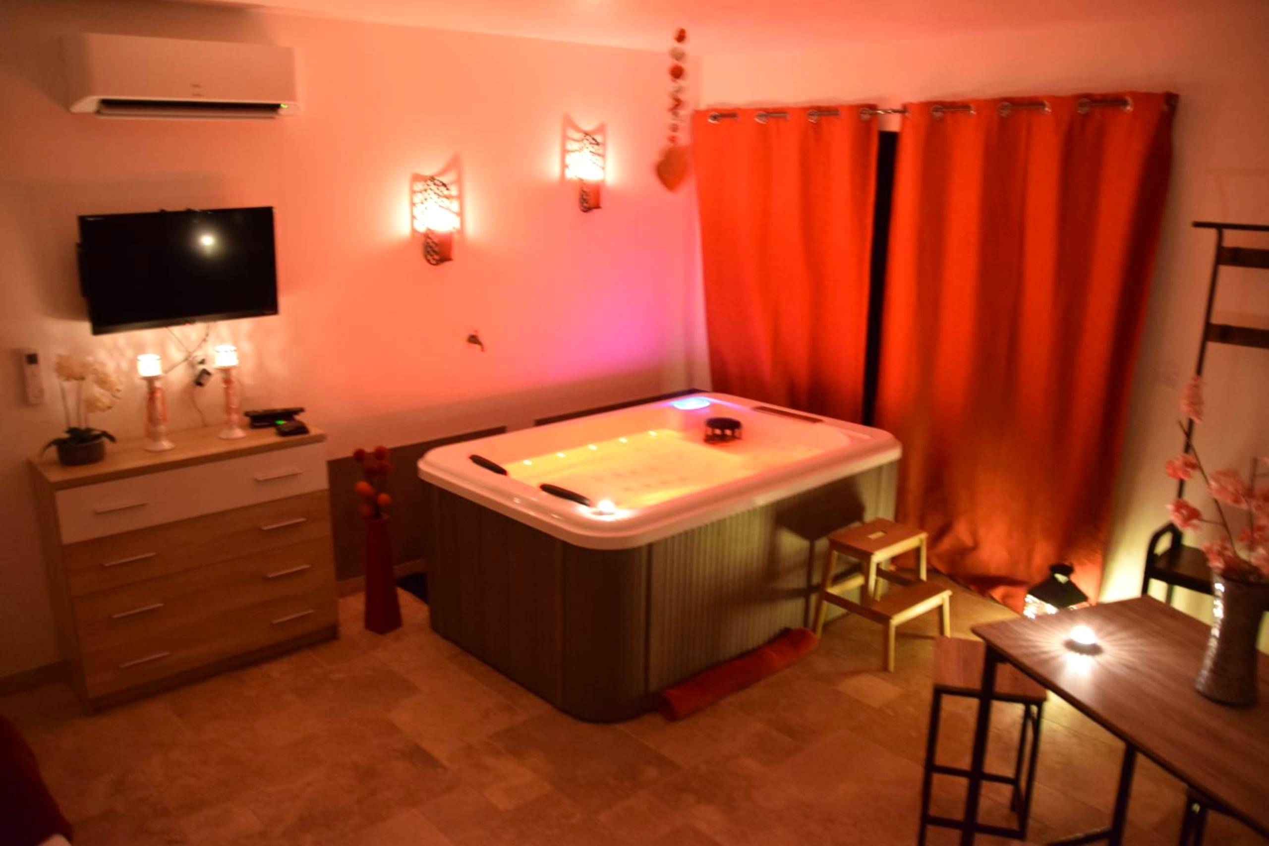 Photo du logement - Gites spa de charme L ETOILE SPA