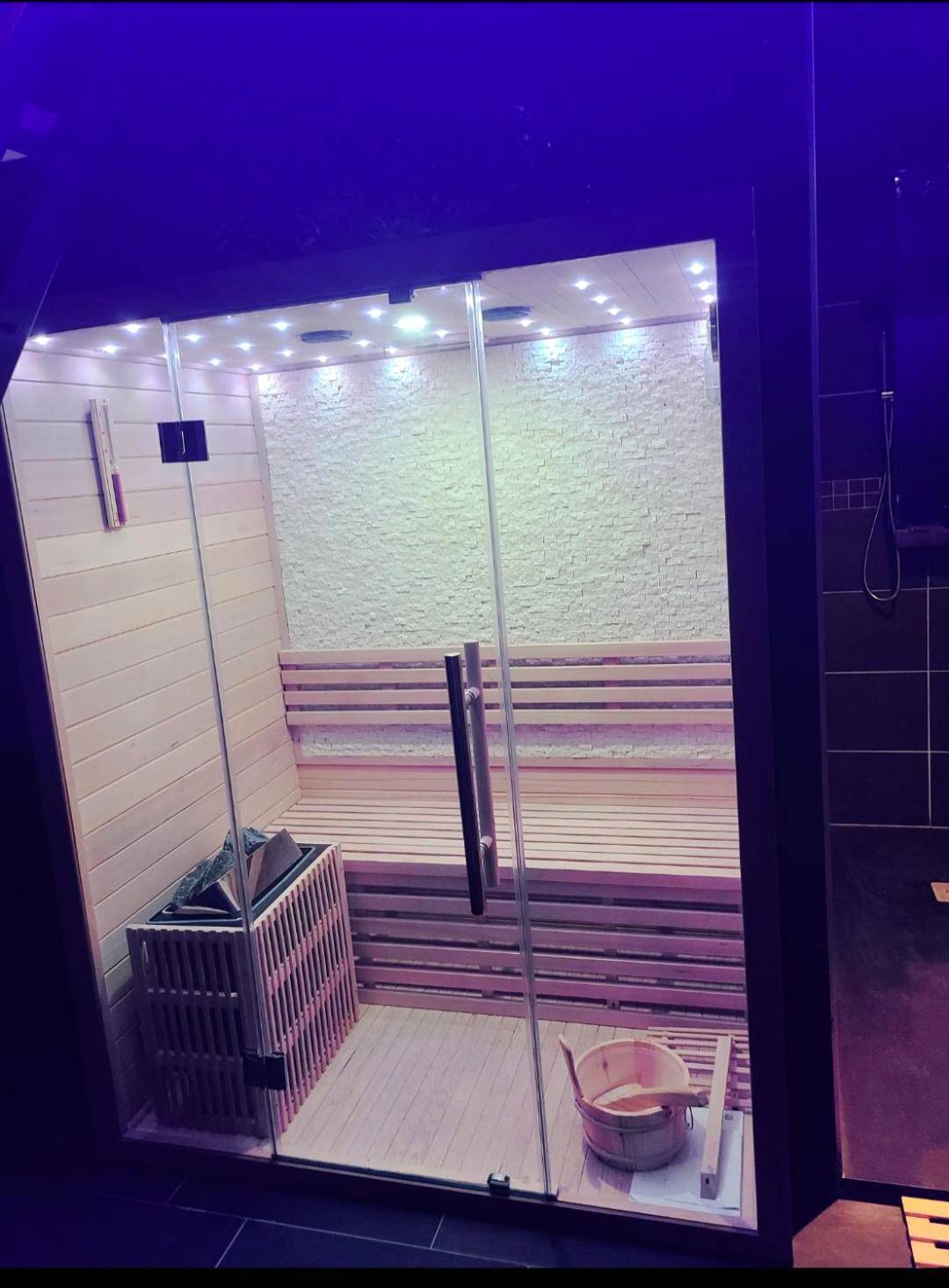 Photo du logement - Les étonnants romantiques - Dinan