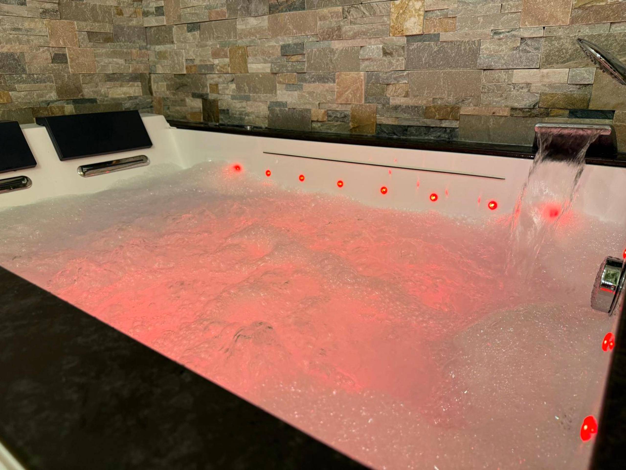 Photo du logement - Évasion duo, Suite Atypique privative, Hammam & Balnéo