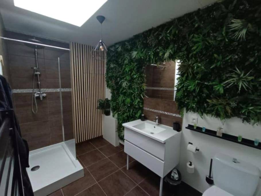 Photo du logement - Évasion romantique avec jacuzzi intérieur