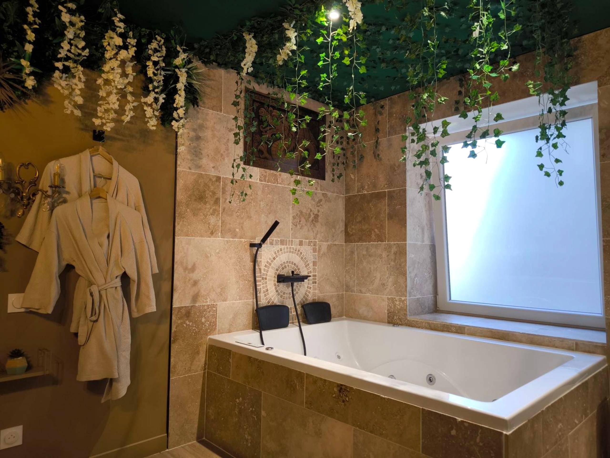 Photo du logement - L'éxperience LOVE ROOM - L'Étrat