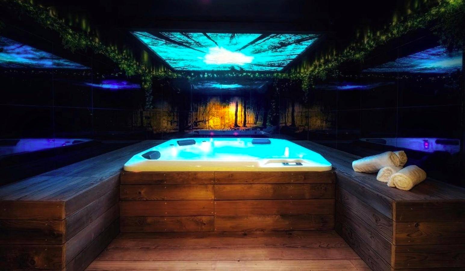 Vue principale - Love Room Paimpont - LOVE ROOM Morbihan BRETAGNE L'Expérience Enchanteresse