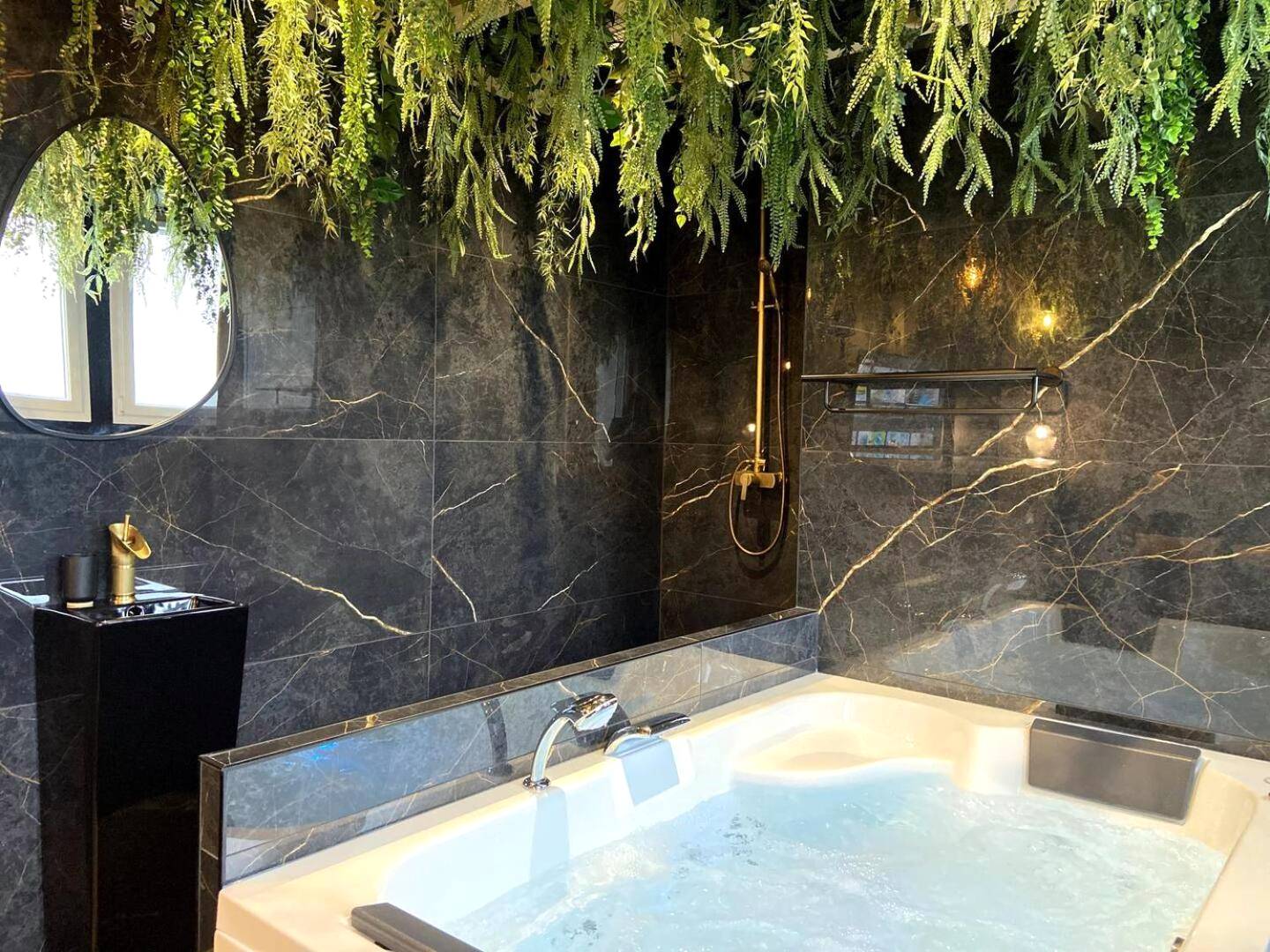 Vue du logement - La folie sauvage - Balnéo & haut de gamme