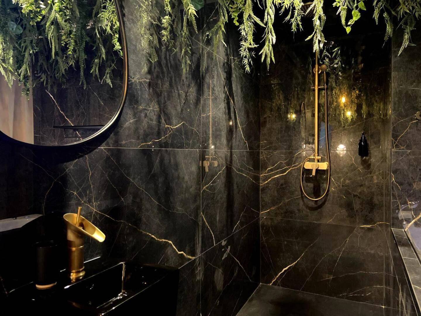 Photo du logement - La folie sauvage - Balnéo & haut de gamme - Saint - Nazaire