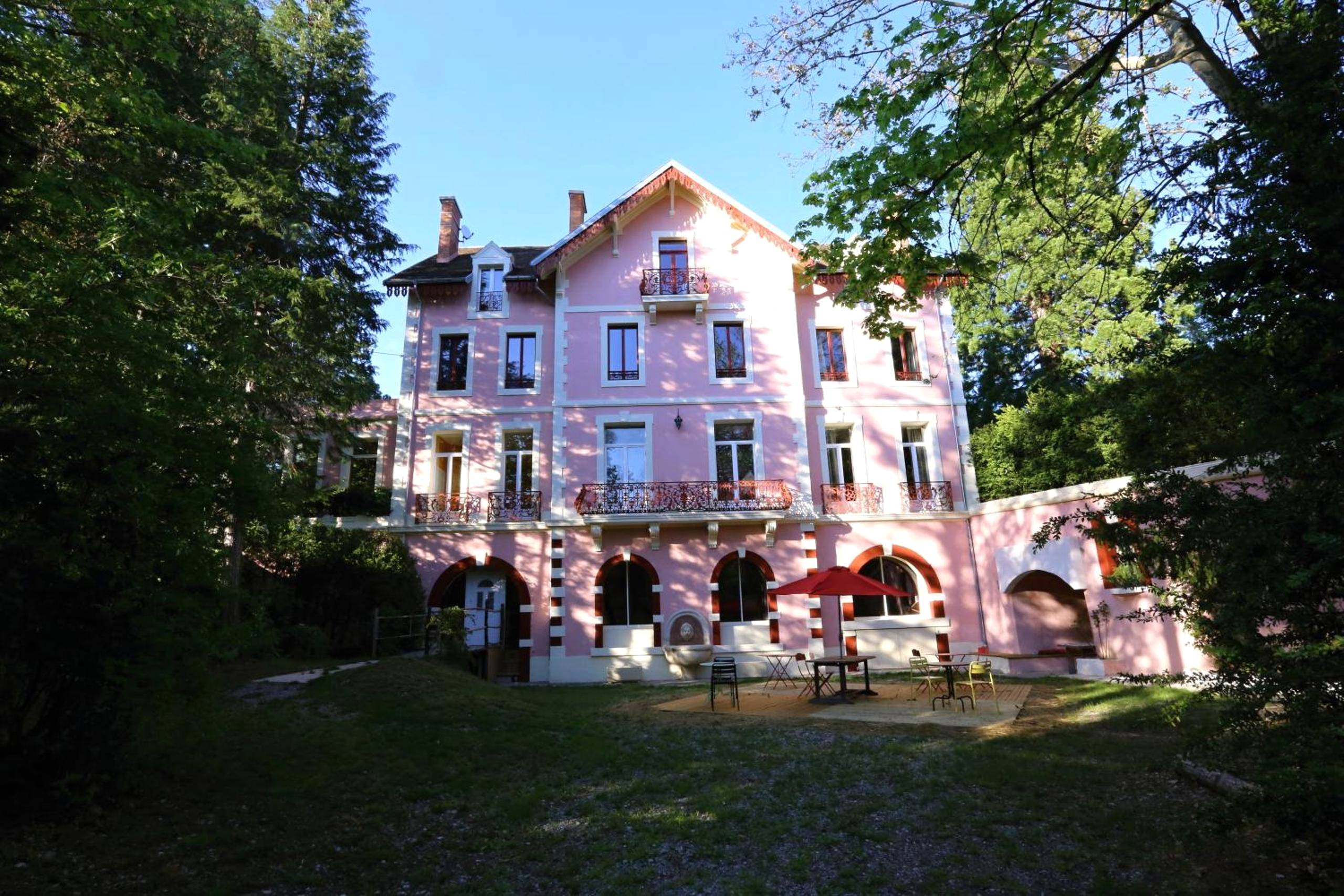 Vue principale - Love Room Saint - Pierre - d'Argençon - Hotel La Font Vineuse & Spa