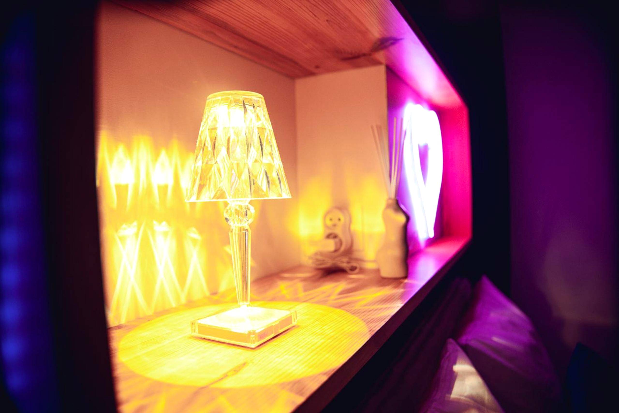 Photo du logement - FRENCH KlSS - Love Room by PRIM0 C0NCIERGERIE - Clermont - Ferrand